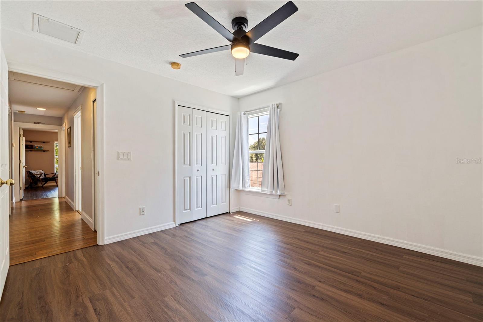 2462 14TH AVE N, ST PETERSBURG, FL — photo 35
