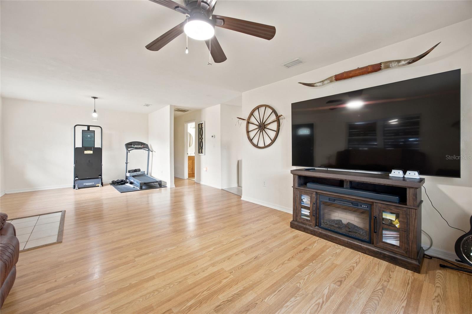 13051 NE 60TH ST, WILLISTON, FL — photo 12
