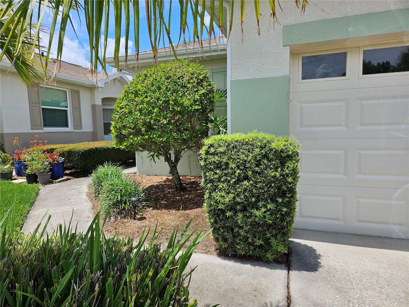 739 TREMONT GREENS LN, SUN CITY CENTER, FL — photo 2