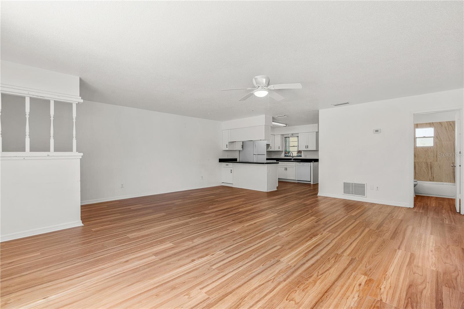 2304 INDIA PALM DR, EDGEWATER, FL — photo 6