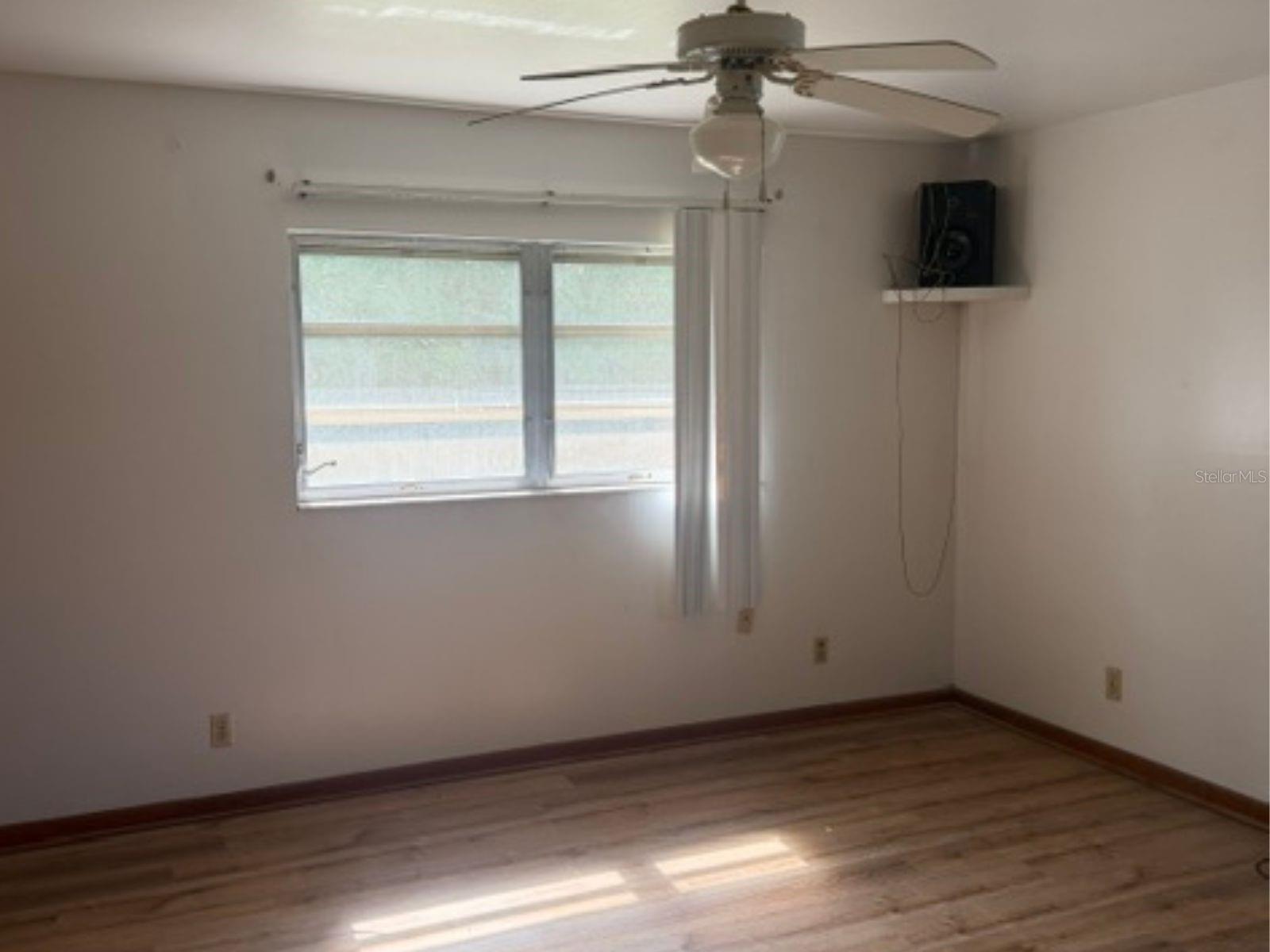 14812 N IRIS AVE, TAMPA, FL — photo 8
