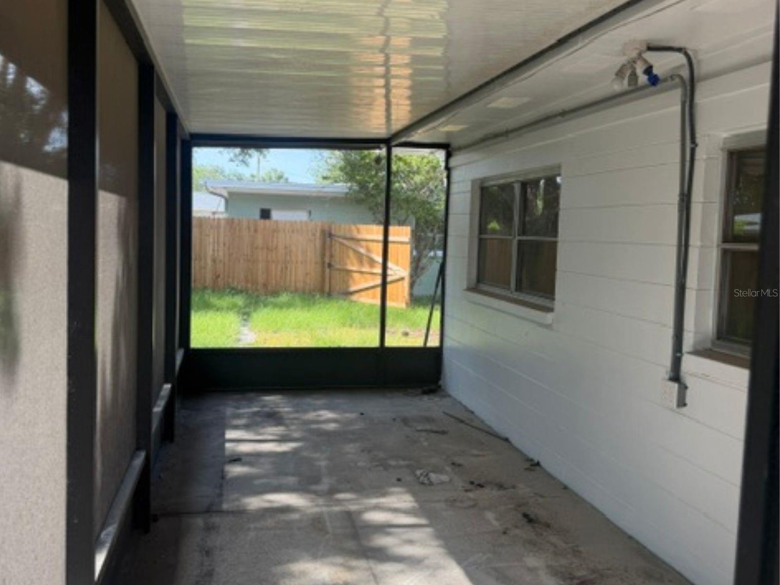 14812 N IRIS AVE, TAMPA, FL — photo 15