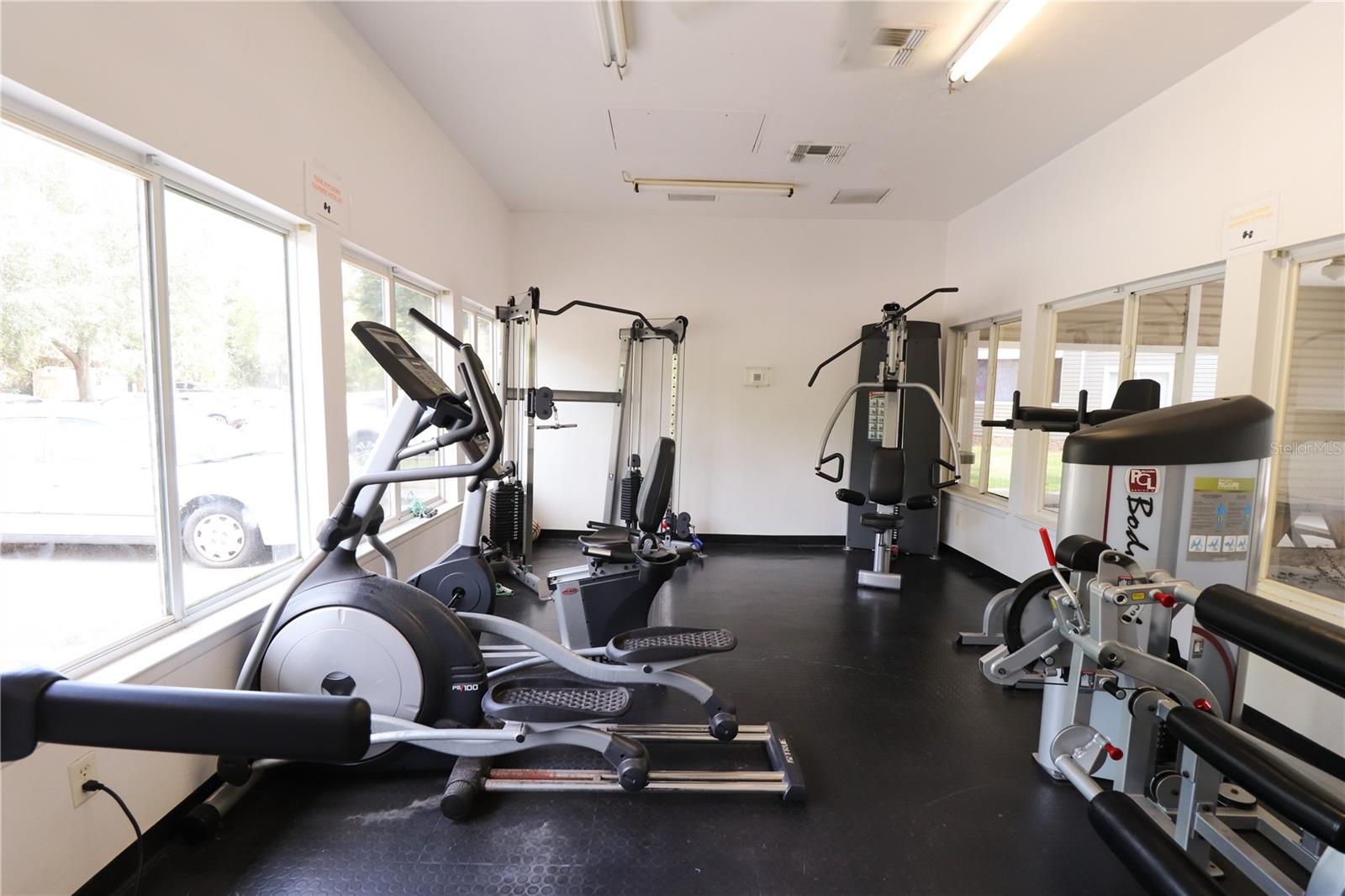 4000 SW 23RD ST #3-302 Room 4/D, GAINESVILLE, FL — photo 14