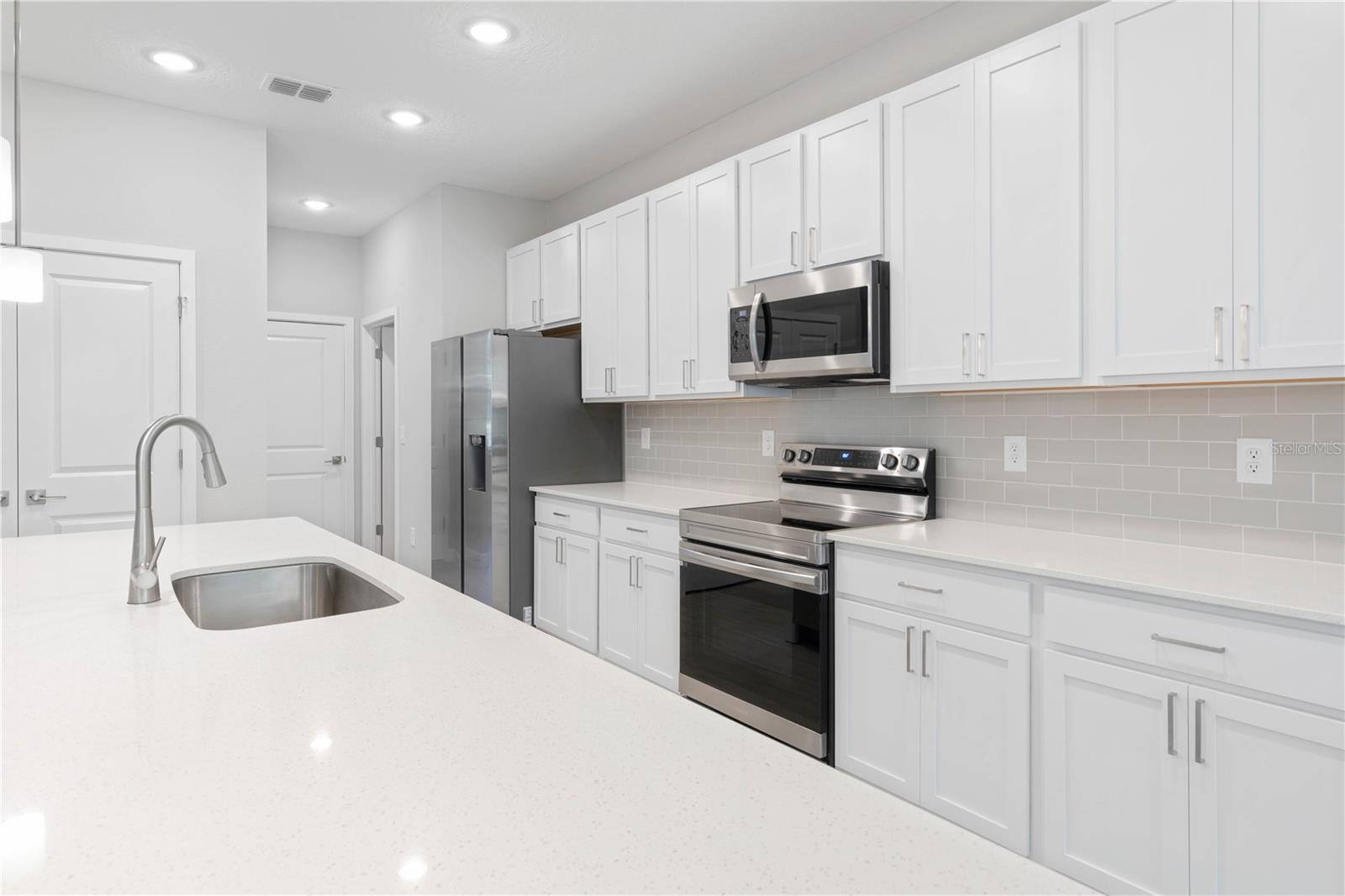 3518 NW 44TH PL, CAPE CORAL, FL — photo 5