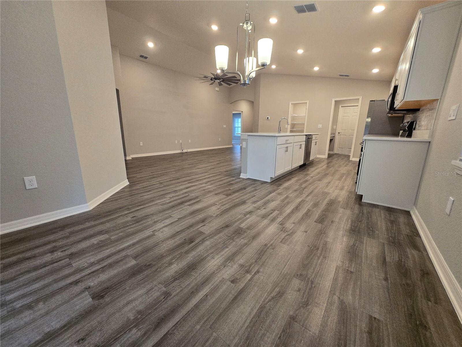 1352 MOUNTAIN FLOWER LN, DAVENPORT, FL — photo 16