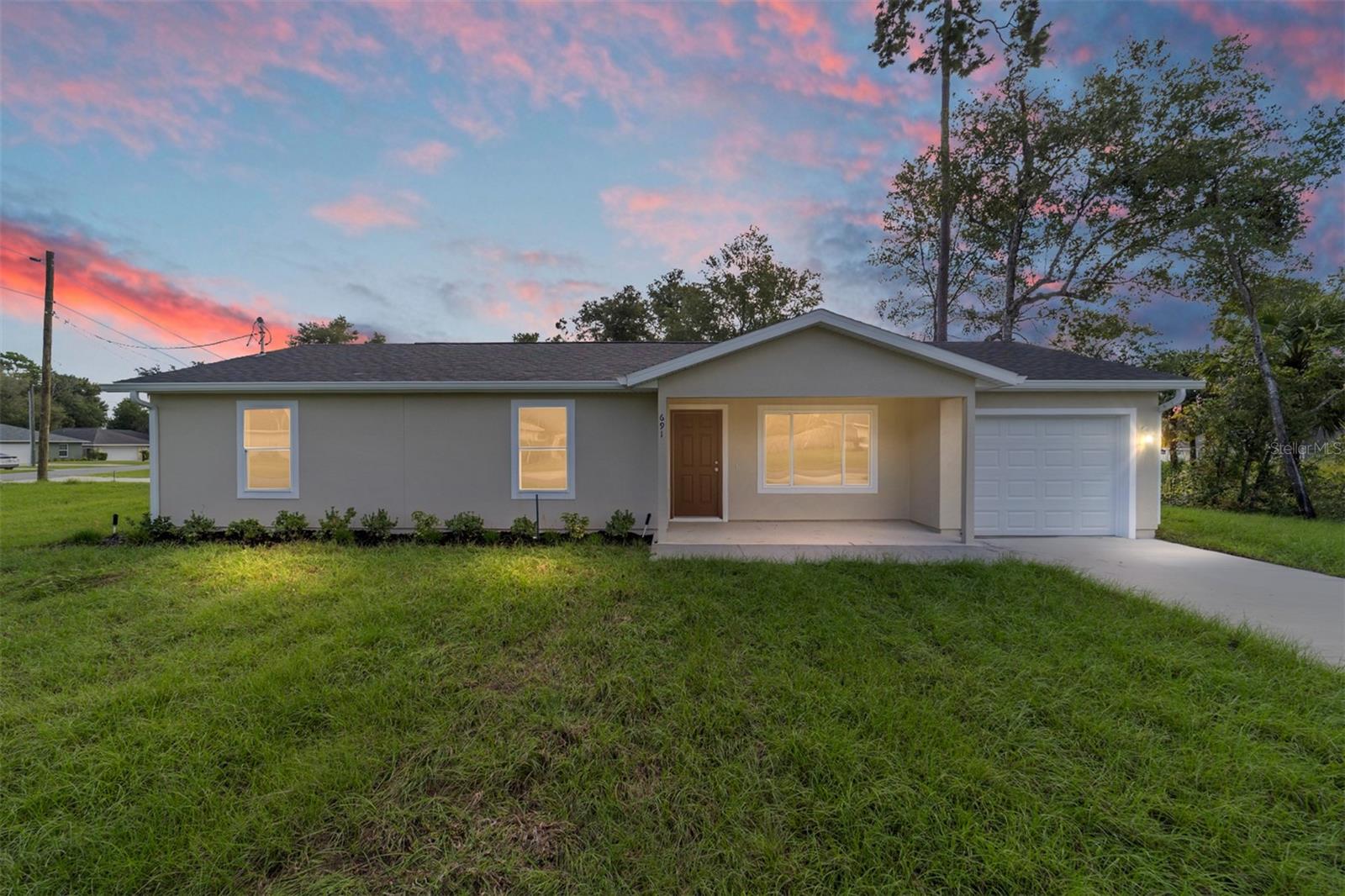 34 MAPLE LN, OCKLAWAHA, FL