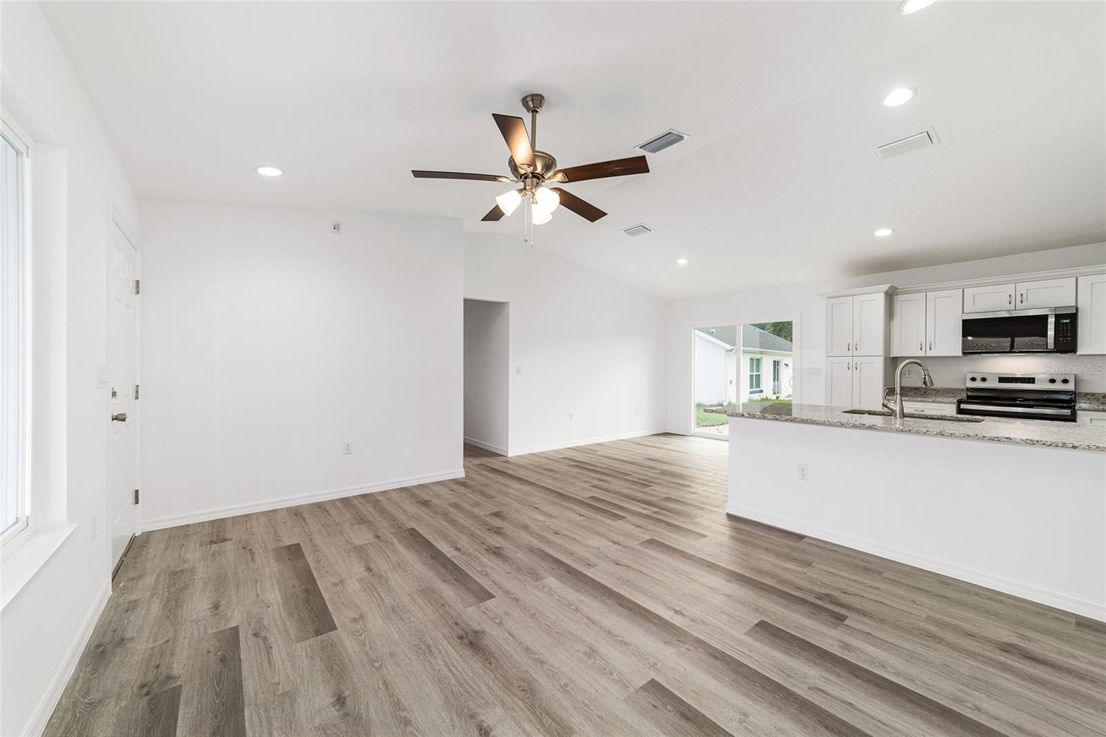 34 MAPLE LN, OCKLAWAHA, FL — photo 11