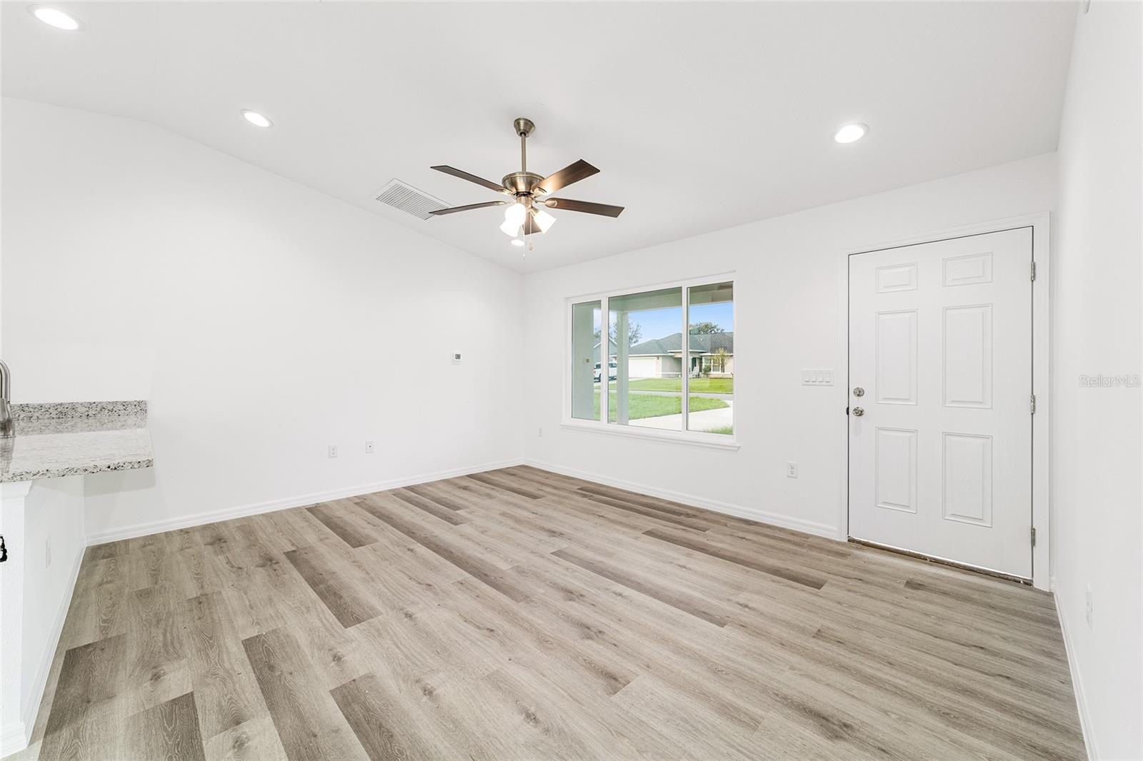 34 MAPLE LN, OCKLAWAHA, FL — photo 16
