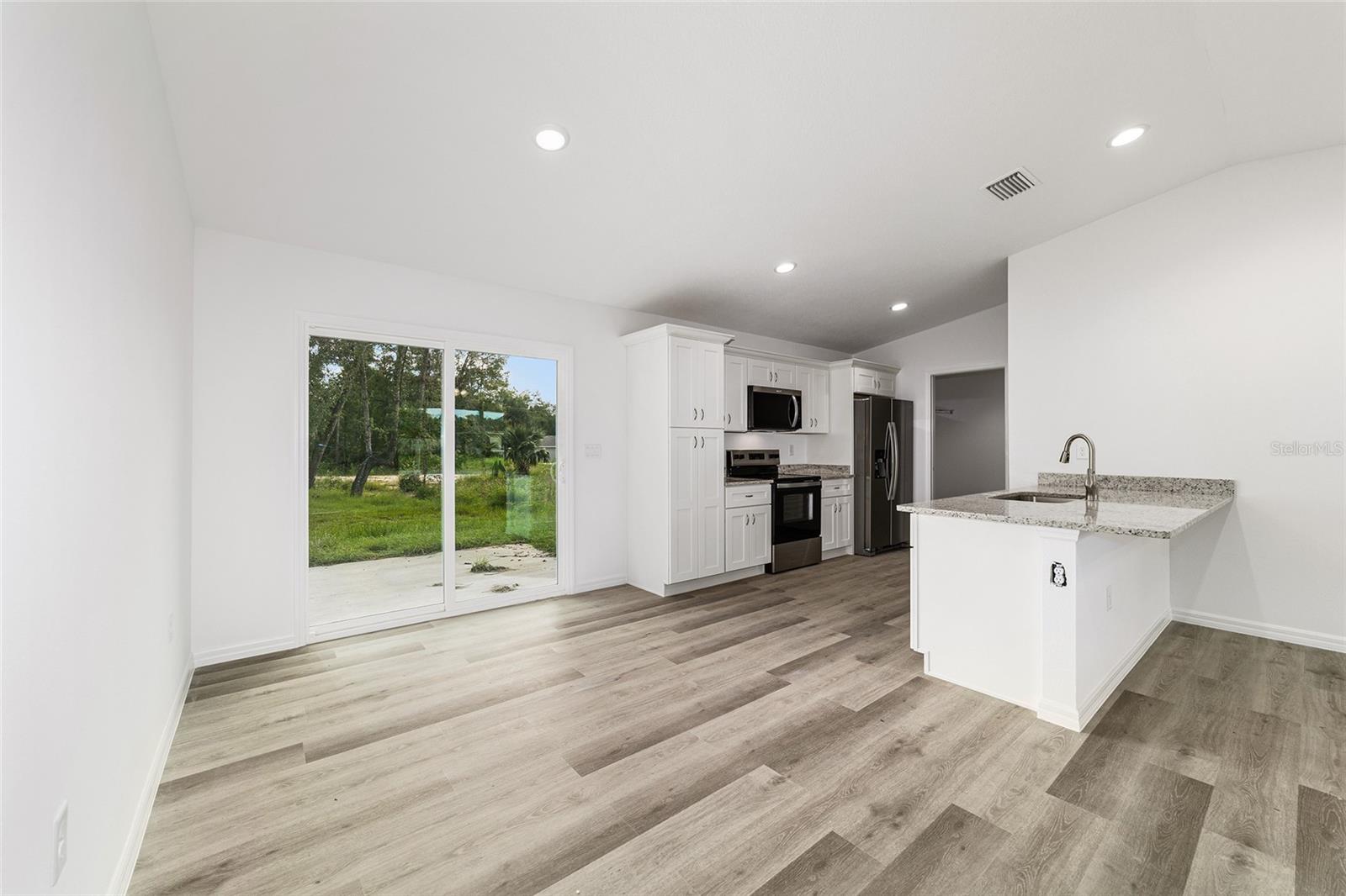 34 MAPLE LN, OCKLAWAHA, FL — photo 18