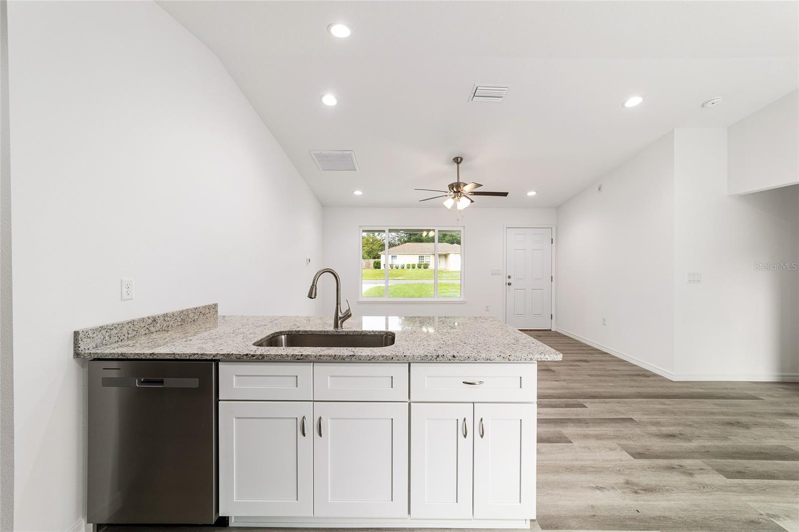 34 MAPLE LN, OCKLAWAHA, FL — photo 23
