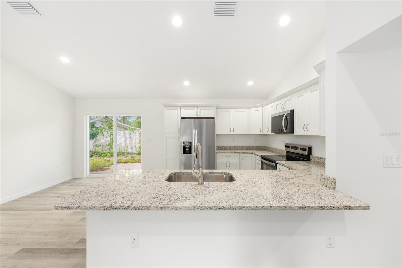 20 MALAUKA CRSE, OCKLAWAHA, FL — photo 24