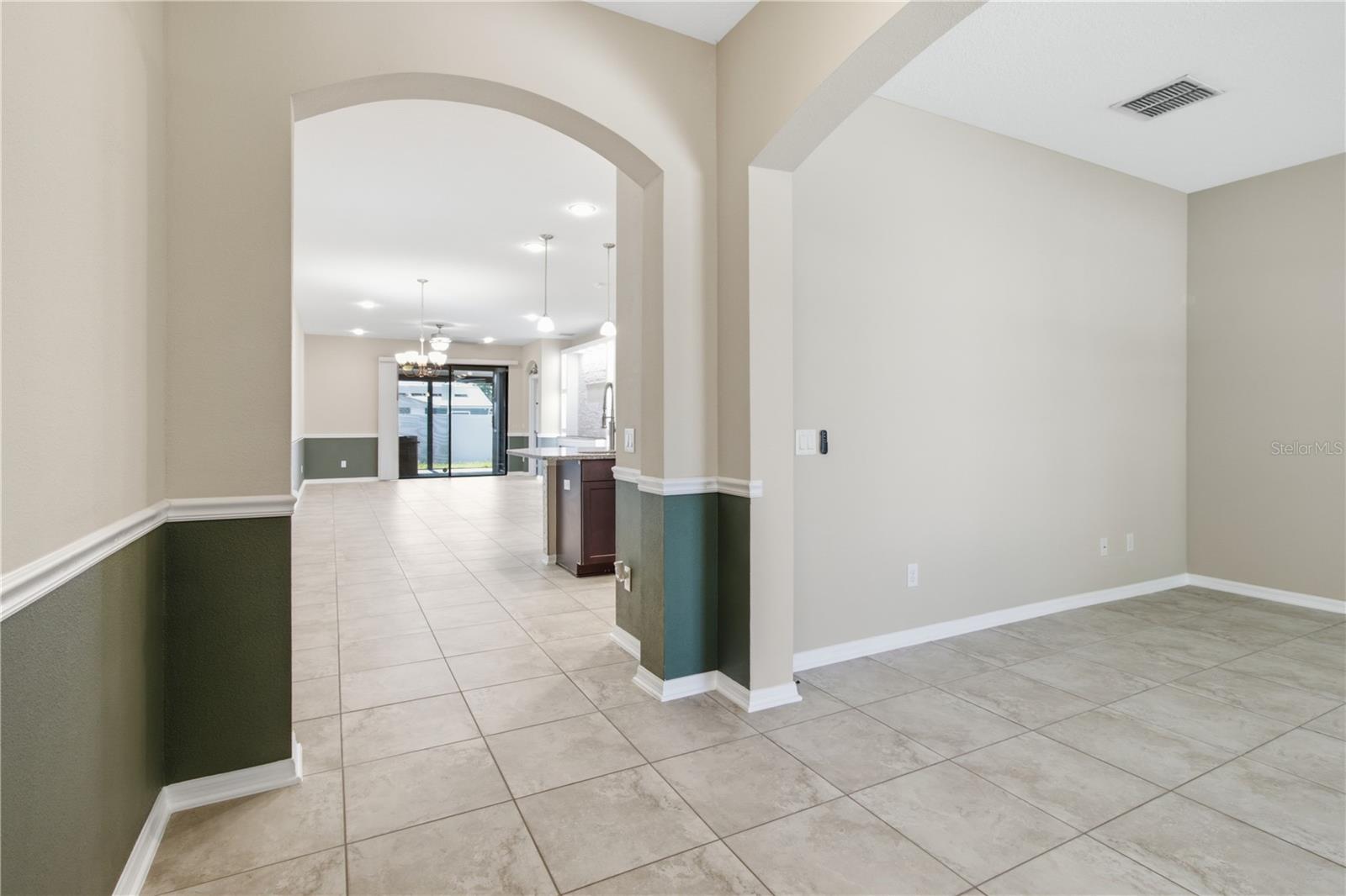 4738 WOODS LANDING LN, TAMPA, FL — photo 17
