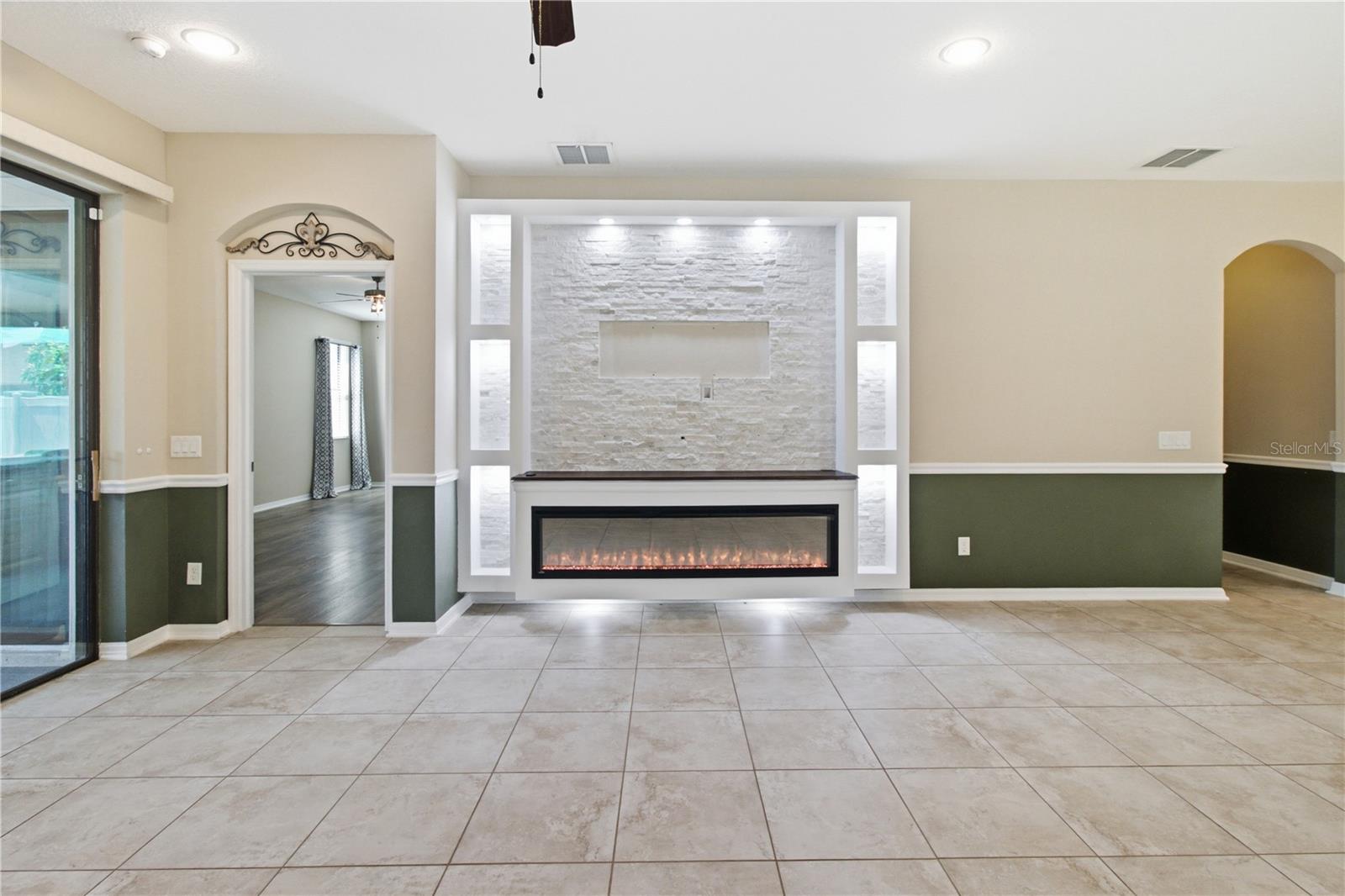 4738 WOODS LANDING LN, TAMPA, FL — photo 26