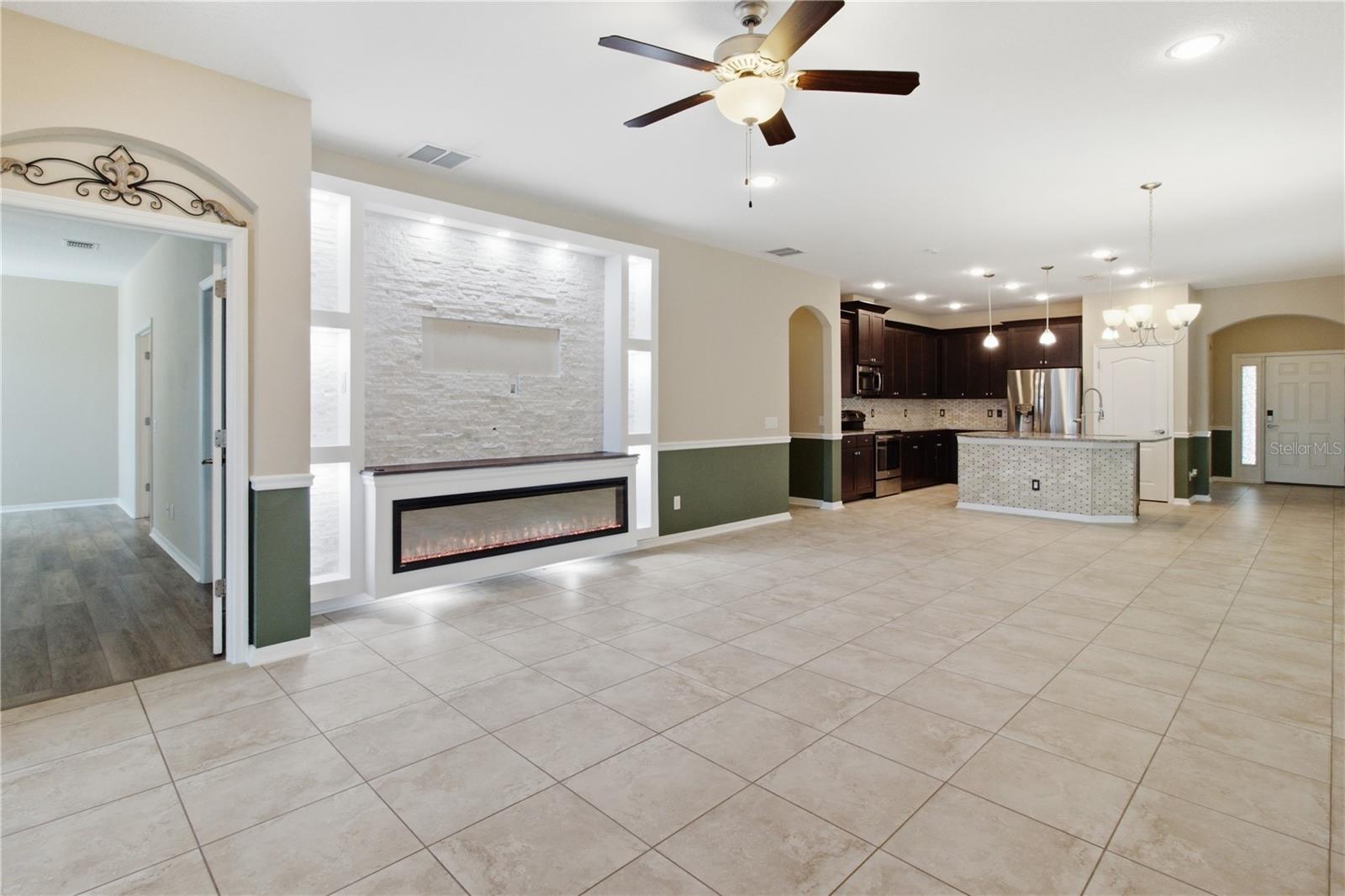 4738 WOODS LANDING LN, TAMPA, FL — photo 27