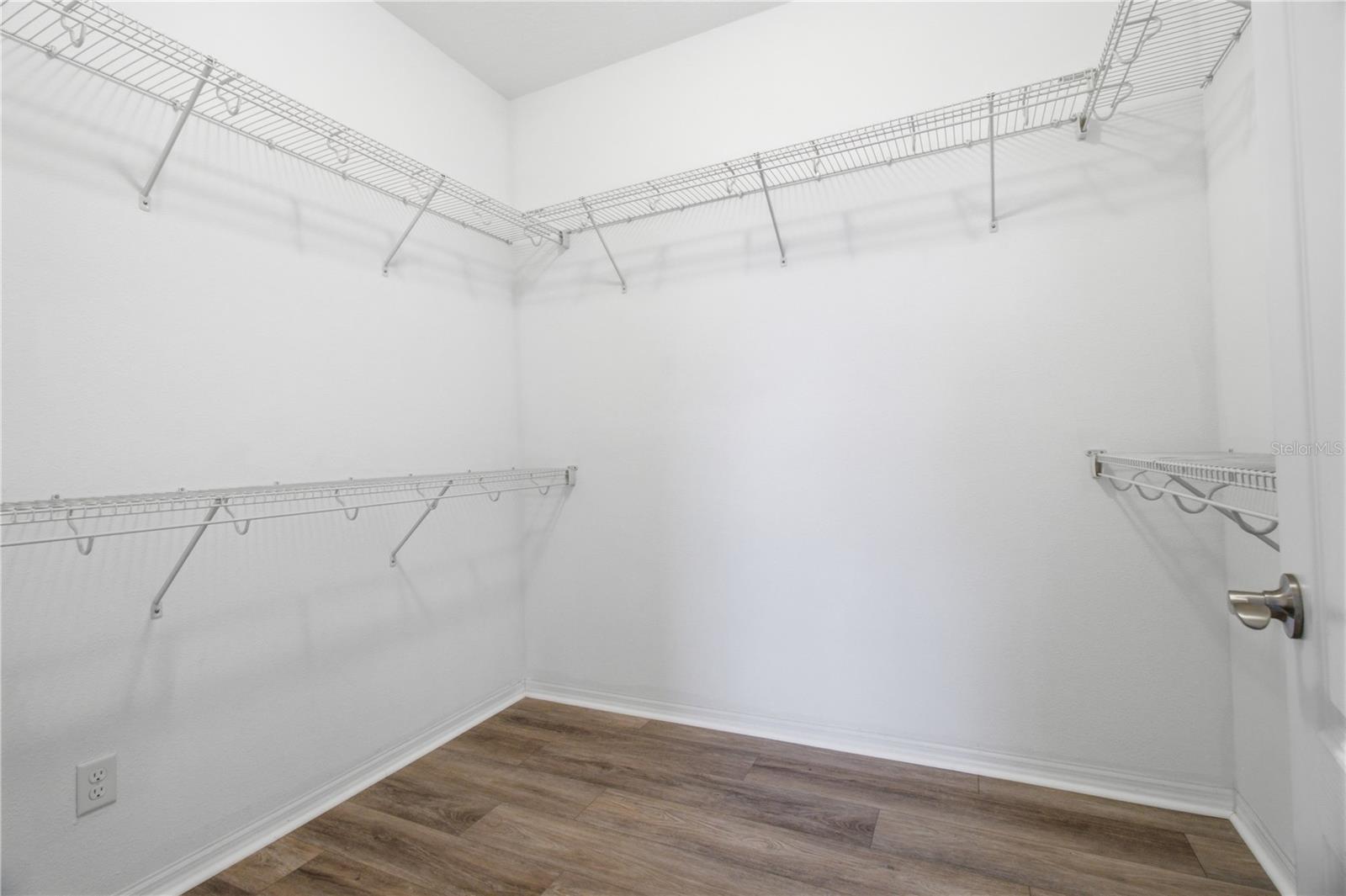 4738 WOODS LANDING LN, TAMPA, FL — photo 39