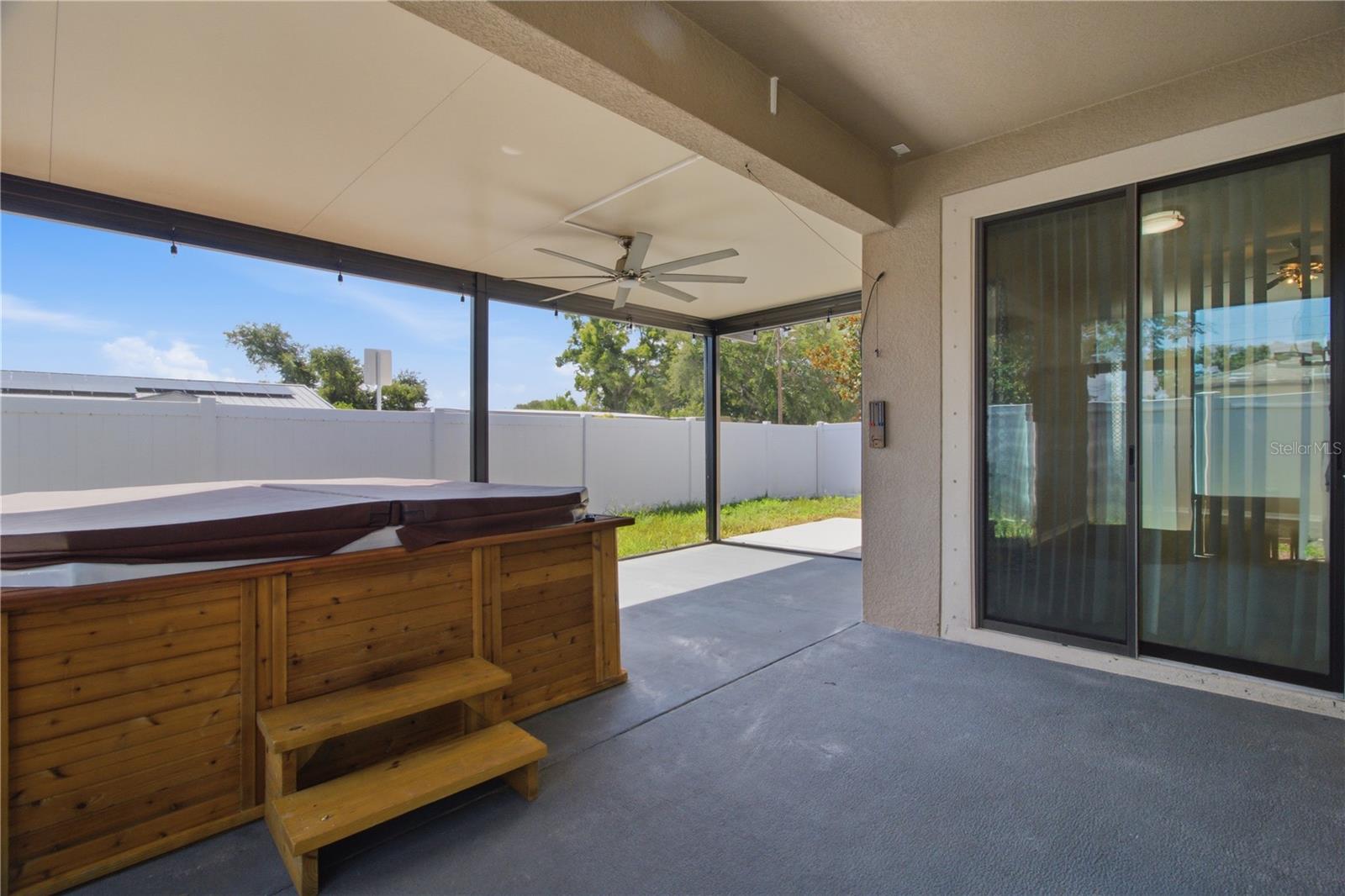 4738 WOODS LANDING LN, TAMPA, FL — photo 52