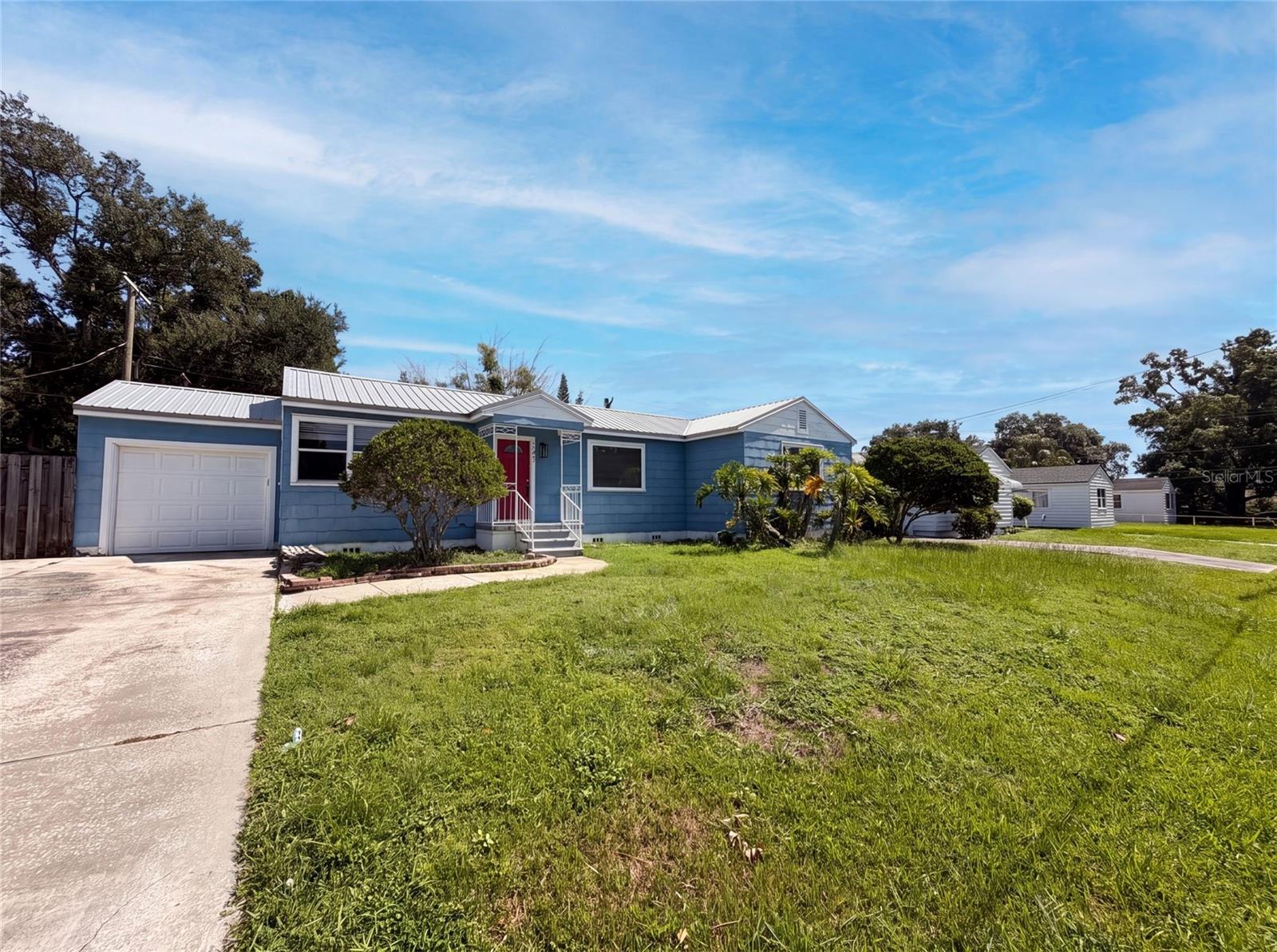 1521 W RIVER SHORE WAY, TAMPA, FL
