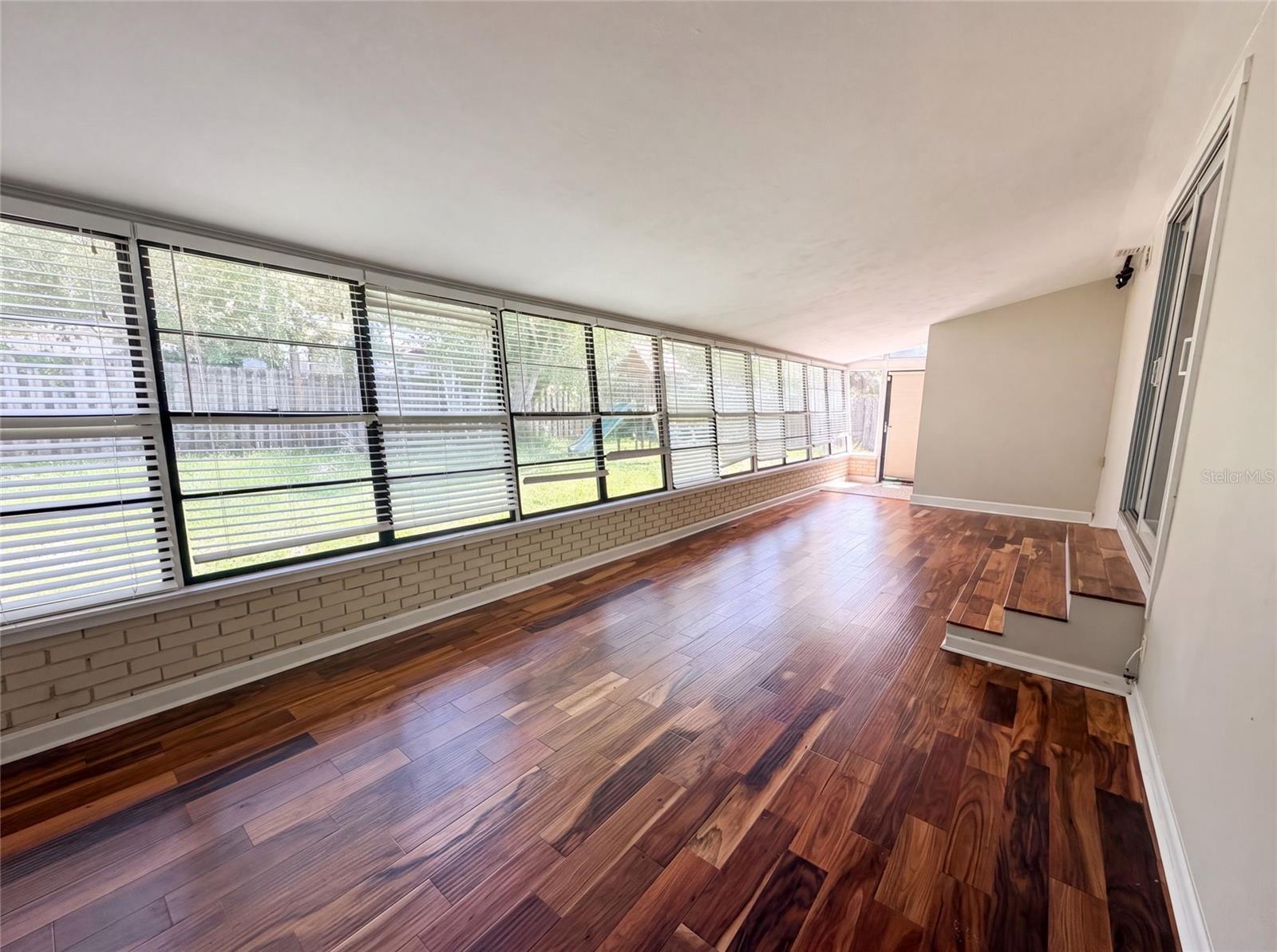 1521 W RIVER SHORE WAY, TAMPA, FL — photo 14