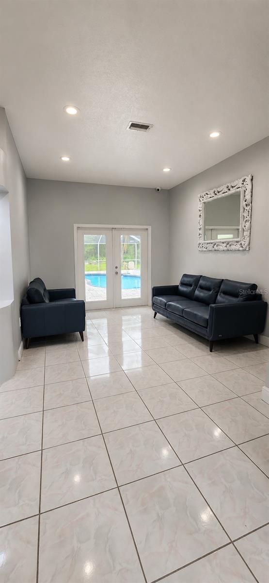 2511 PRISCILLA CT, LUTZ, FL — photo 9