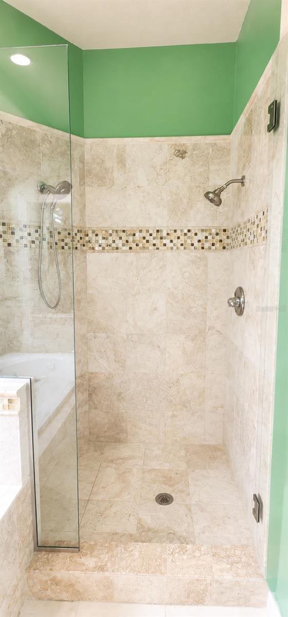 2511 PRISCILLA CT, LUTZ, FL — photo 32