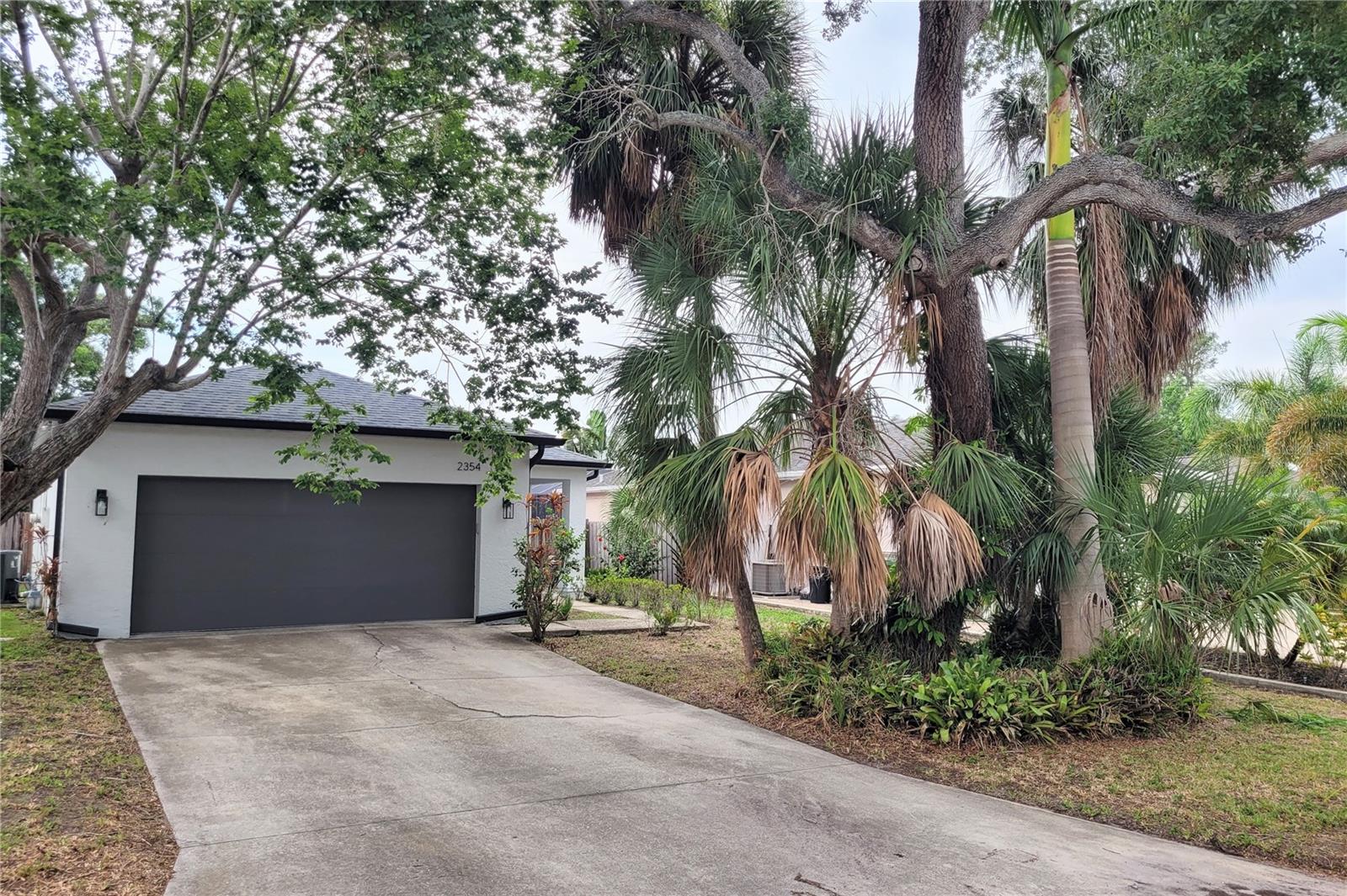 2354 TAMI SOLA ST, SARASOTA, FL — photo 2