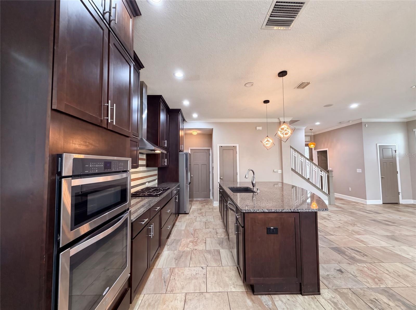 7304 MILESTONE DR, APOLLO BEACH, FL — photo 11