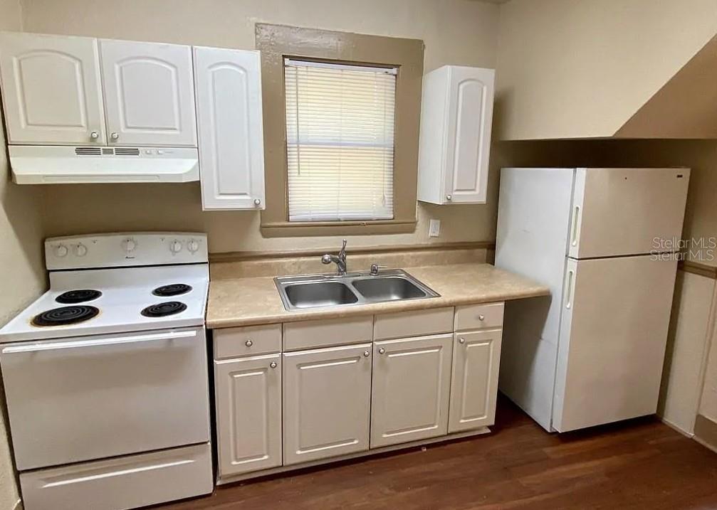 110 W 13TH ST, SANFORD, FL — photo 3