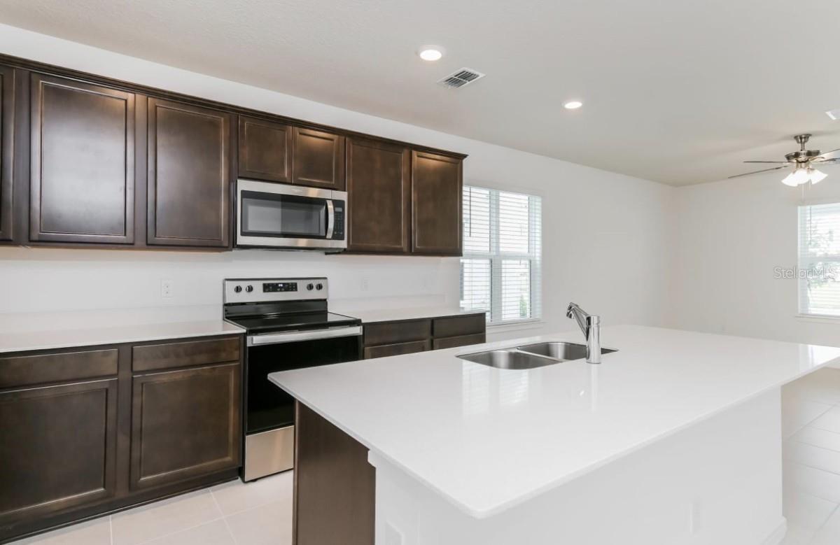 1927 TOHOQUA BLVD, KISSIMMEE, FL — photo 10