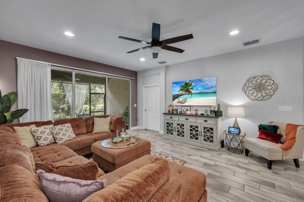 11505 CAMBIUM CROWN DR, RIVERVIEW, FL — photo 18