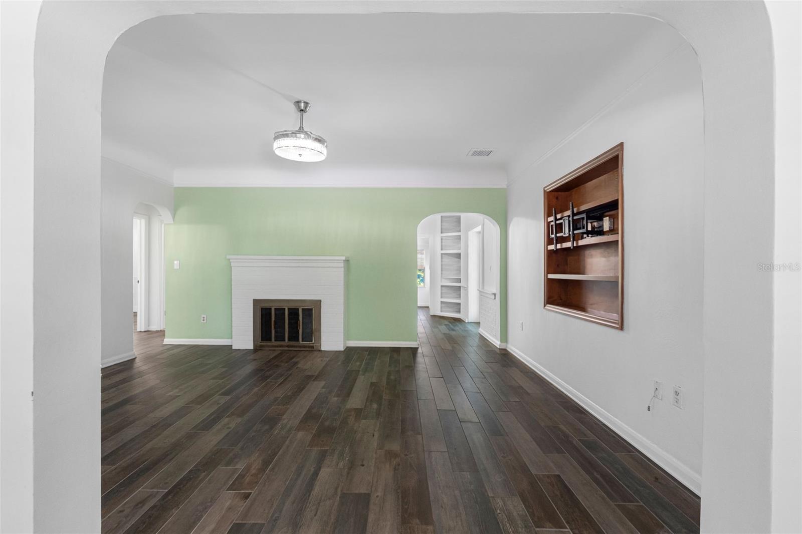 641 WILKIE ST, DUNEDIN, FL — photo 7