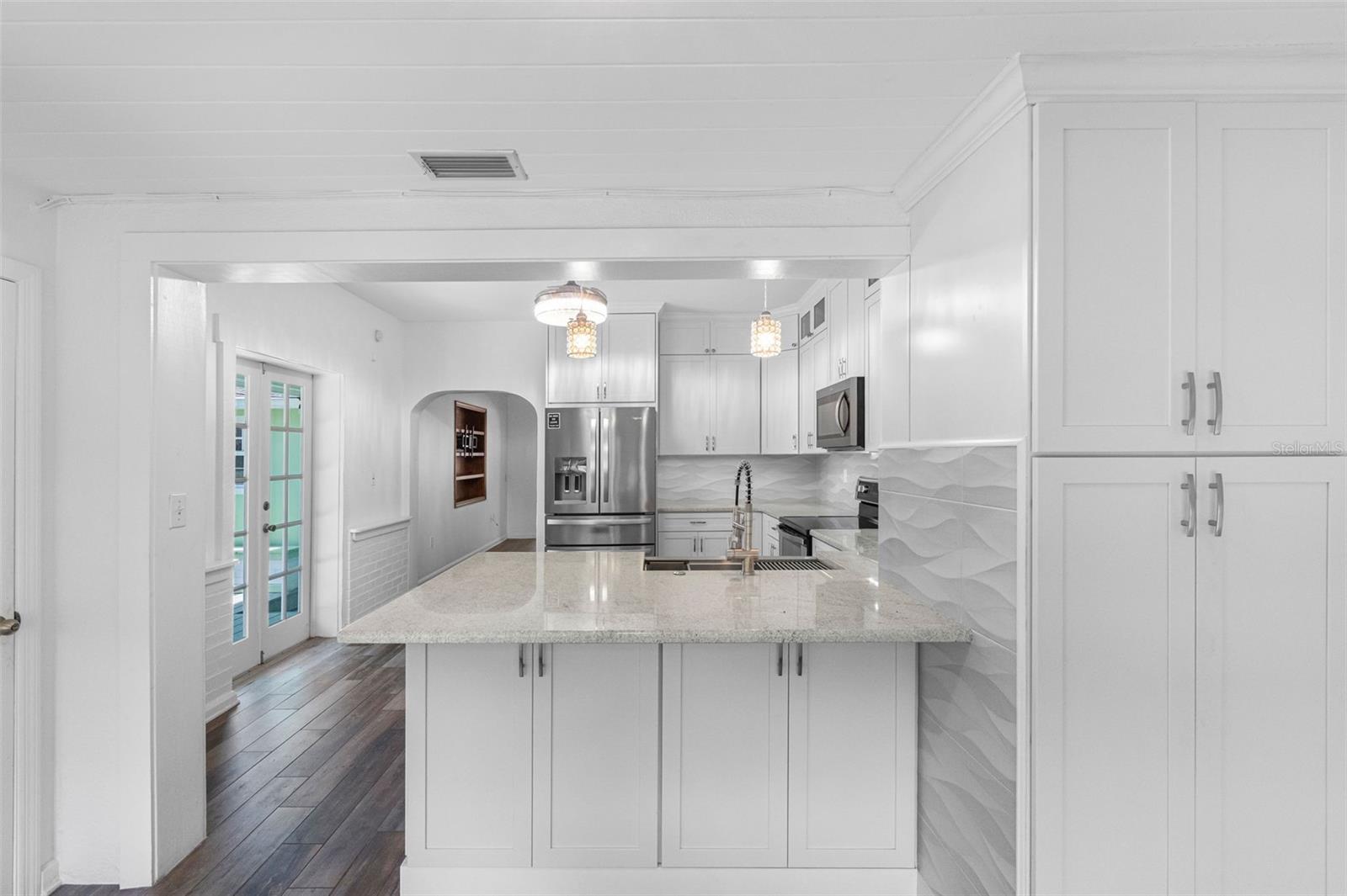 641 WILKIE ST, DUNEDIN, FL — photo 12