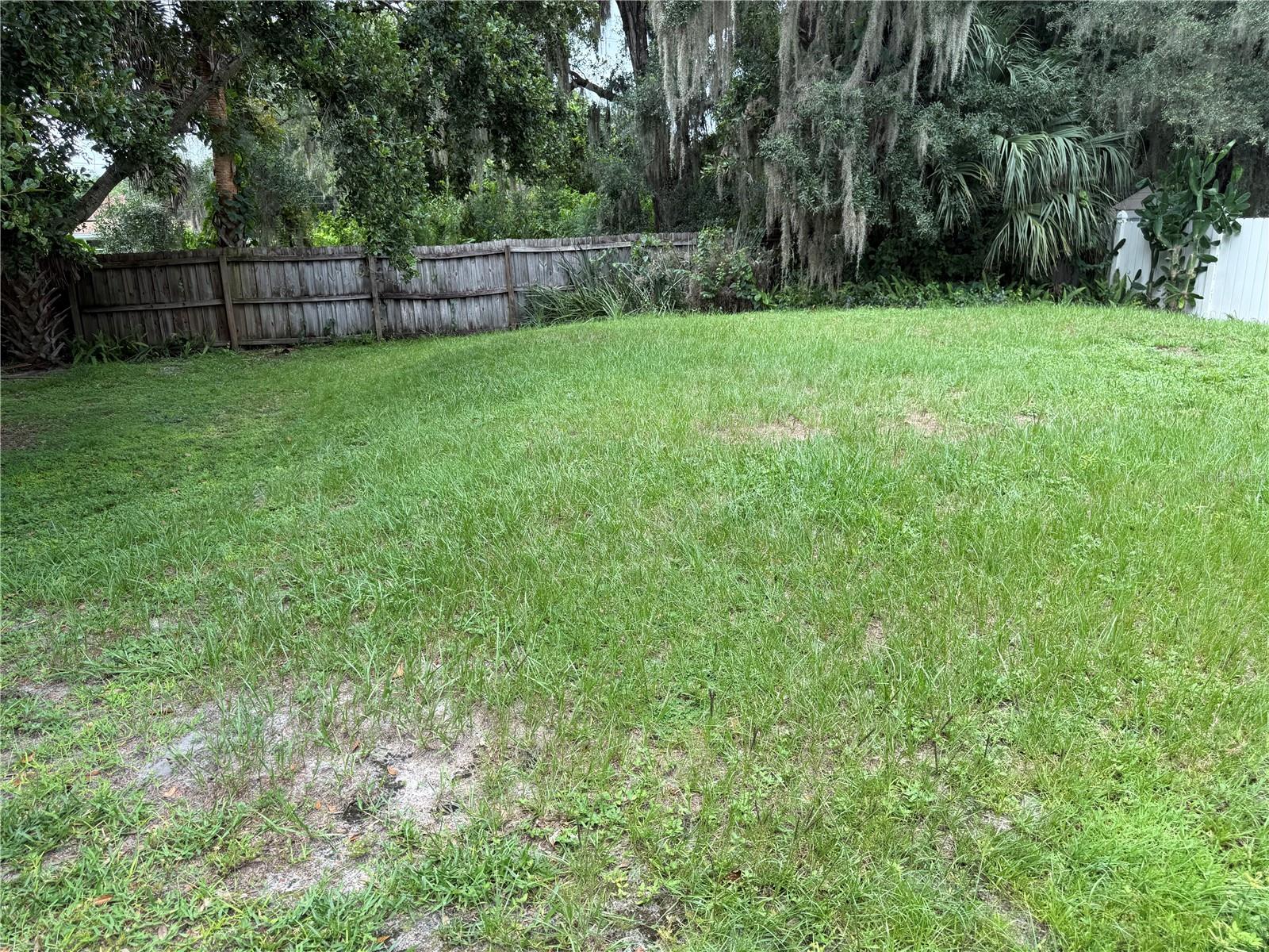 252 DIRKSEN DR, DEBARY, FL — photo 9