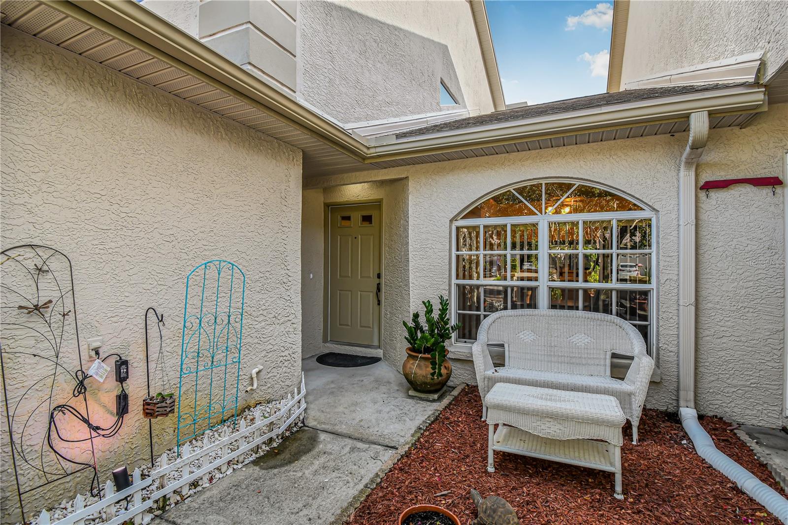 2586 PINE COVE LN, CLEARWATER, FL — photo 5