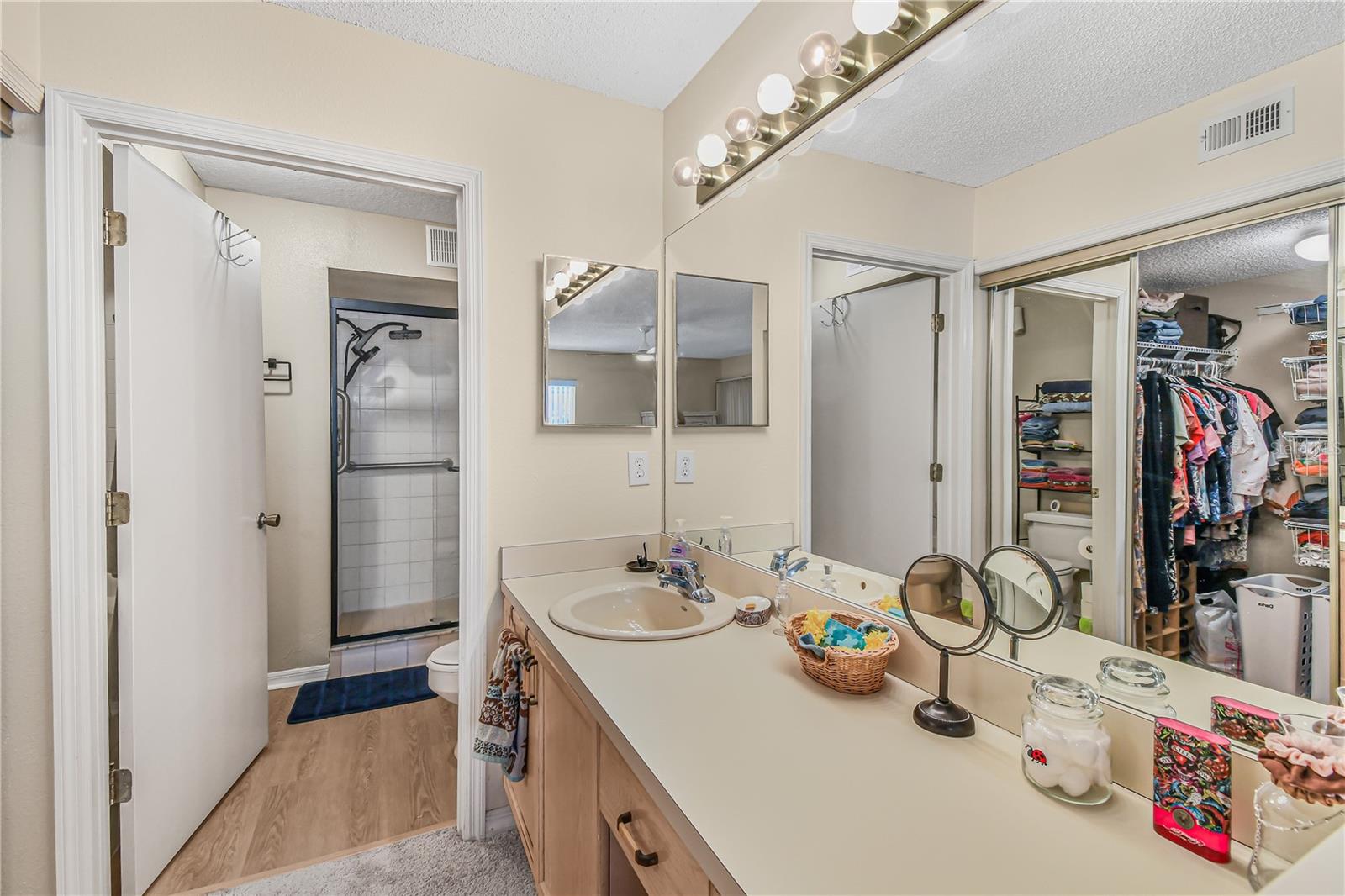 2586 PINE COVE LN, CLEARWATER, FL — photo 18