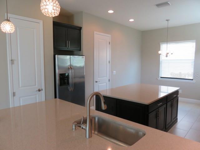 5827 TITLE ROW DR, BRADENTON, FL — photo 3