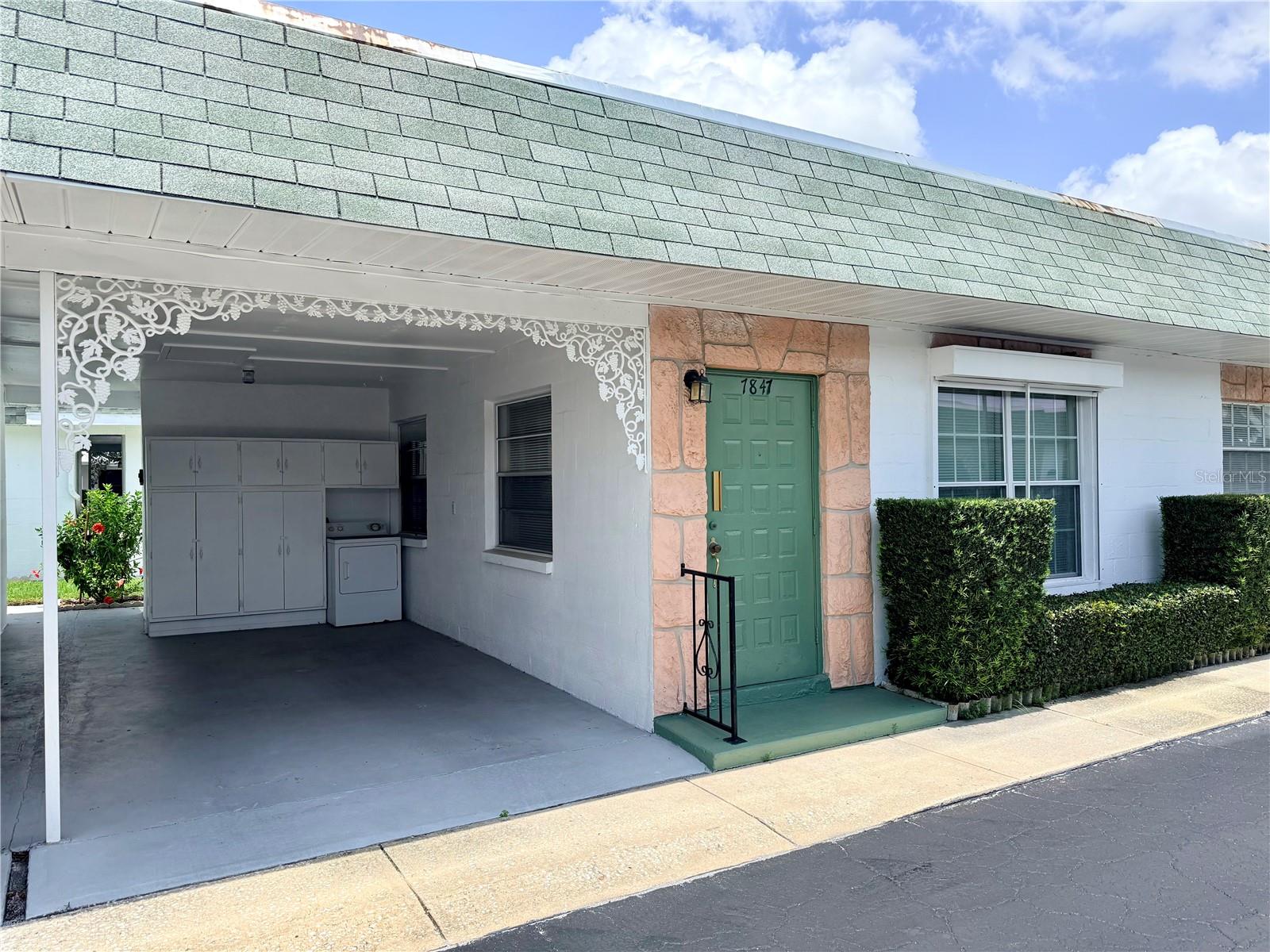 7847 39TH TER N, ST PETERSBURG, FL