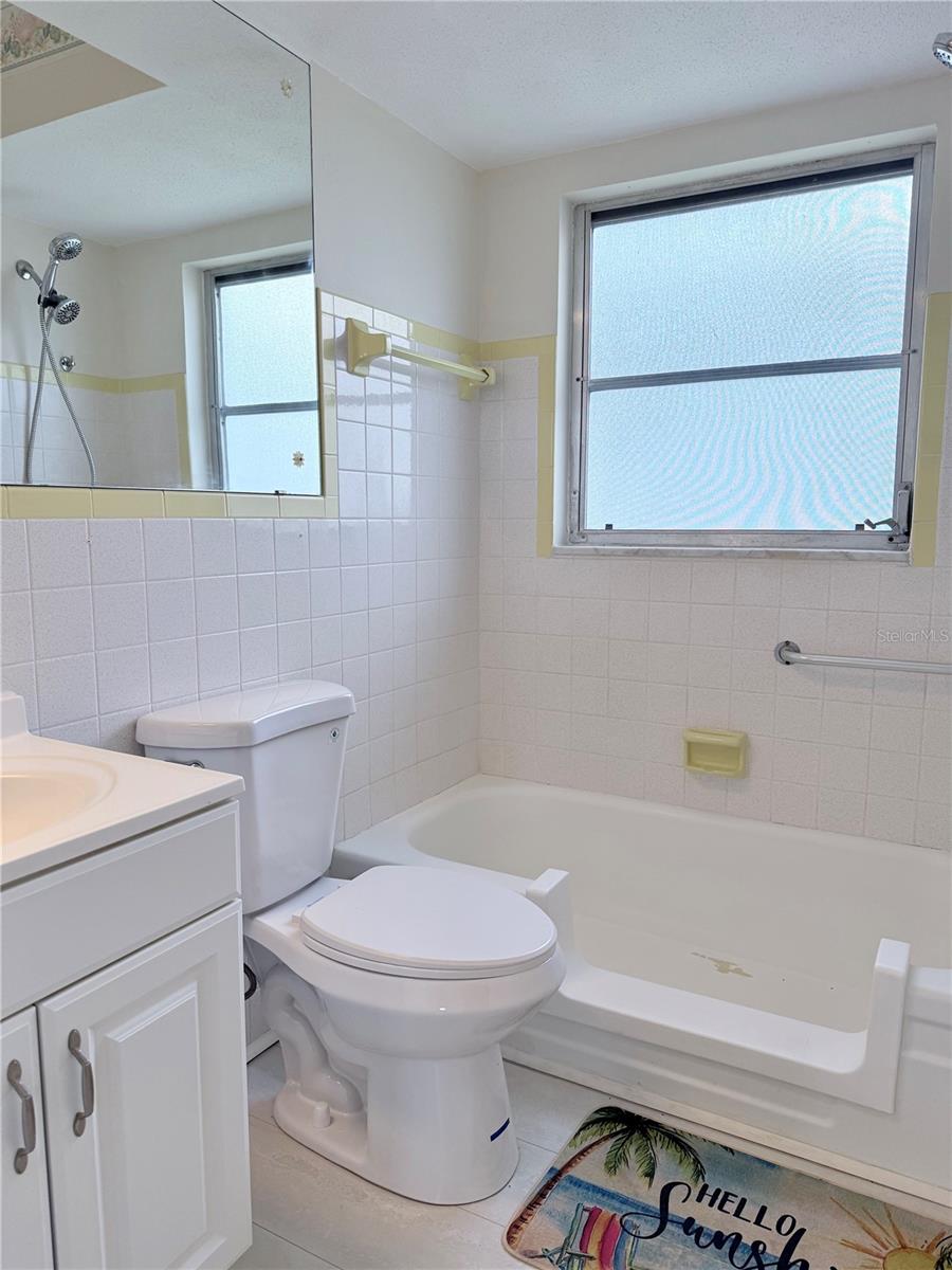 7847 39TH TER N, ST PETERSBURG, FL — photo 12
