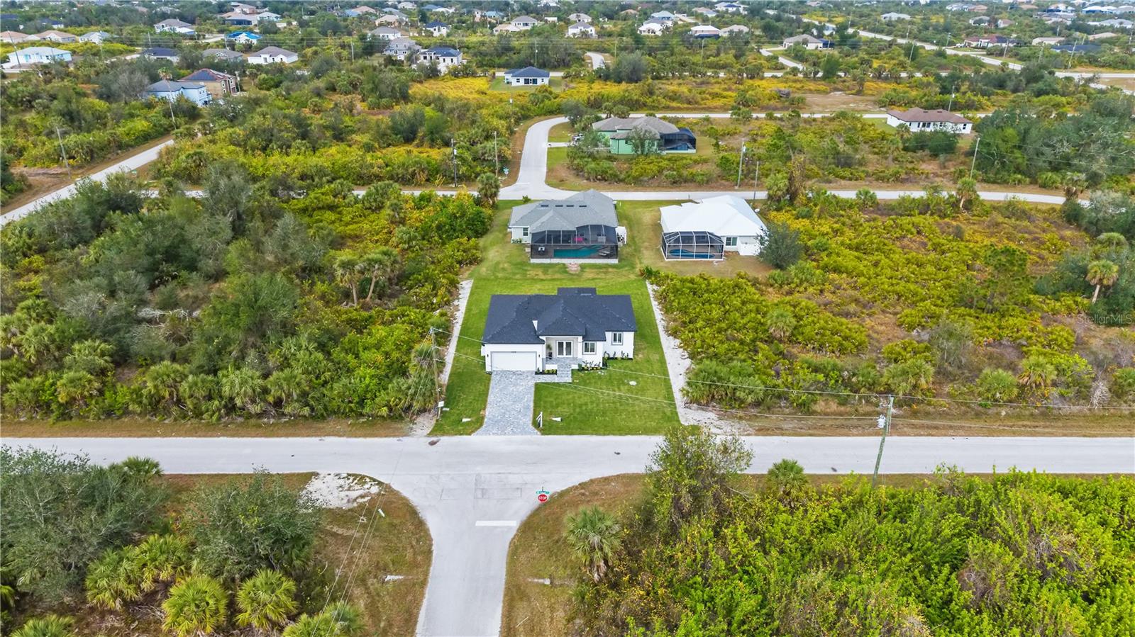 13438 MCINTOSH AVE, PORT CHARLOTTE, FL — photo 4
