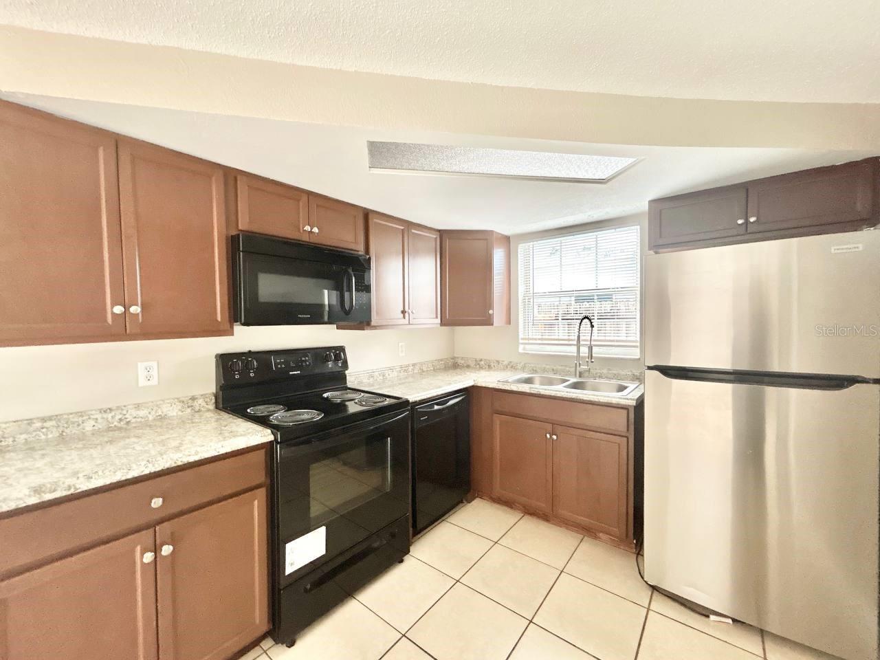 3323 FAIRMOUNT DR, HOLIDAY, FL — photo 9