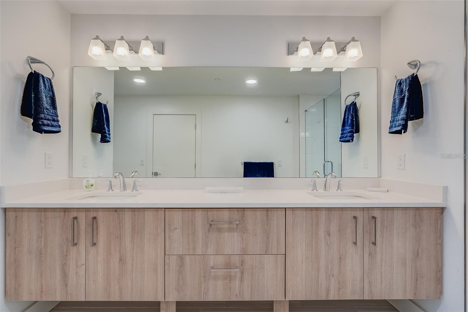 415 ISLAND WAY #311, CLEARWATER, FL — photo 21