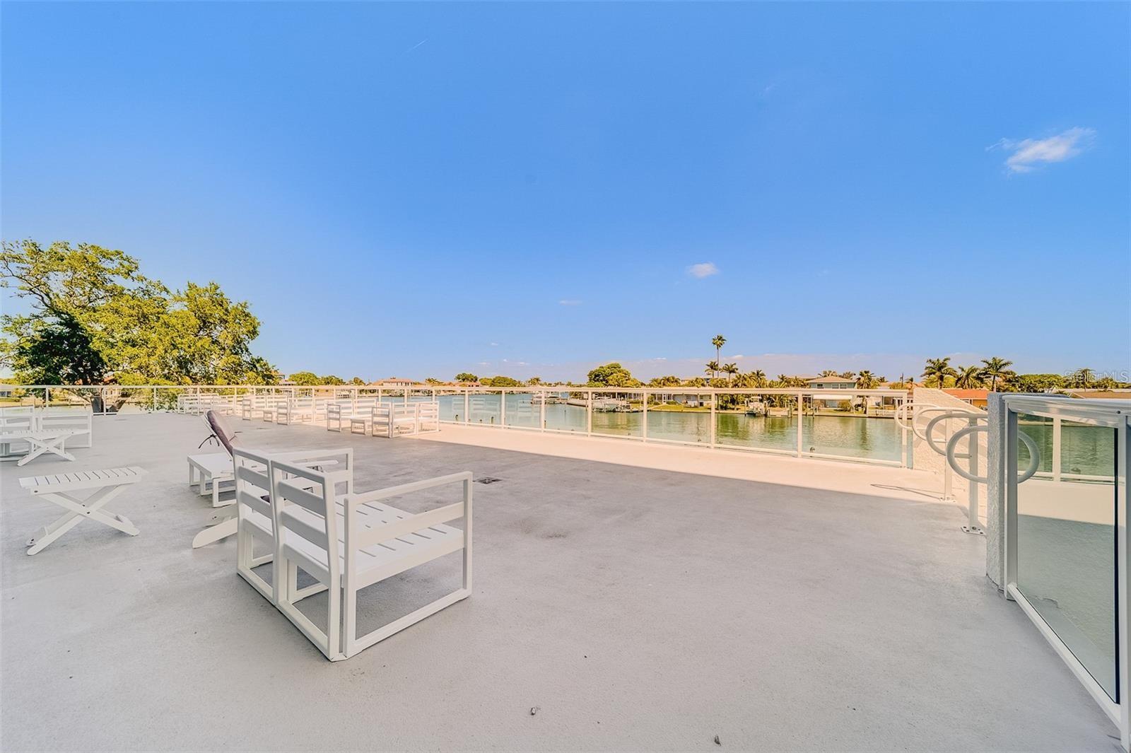 415 ISLAND WAY #311, CLEARWATER, FL — photo 36