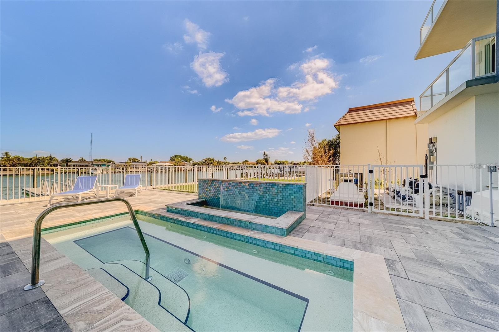 415 ISLAND WAY #311, CLEARWATER, FL — photo 37