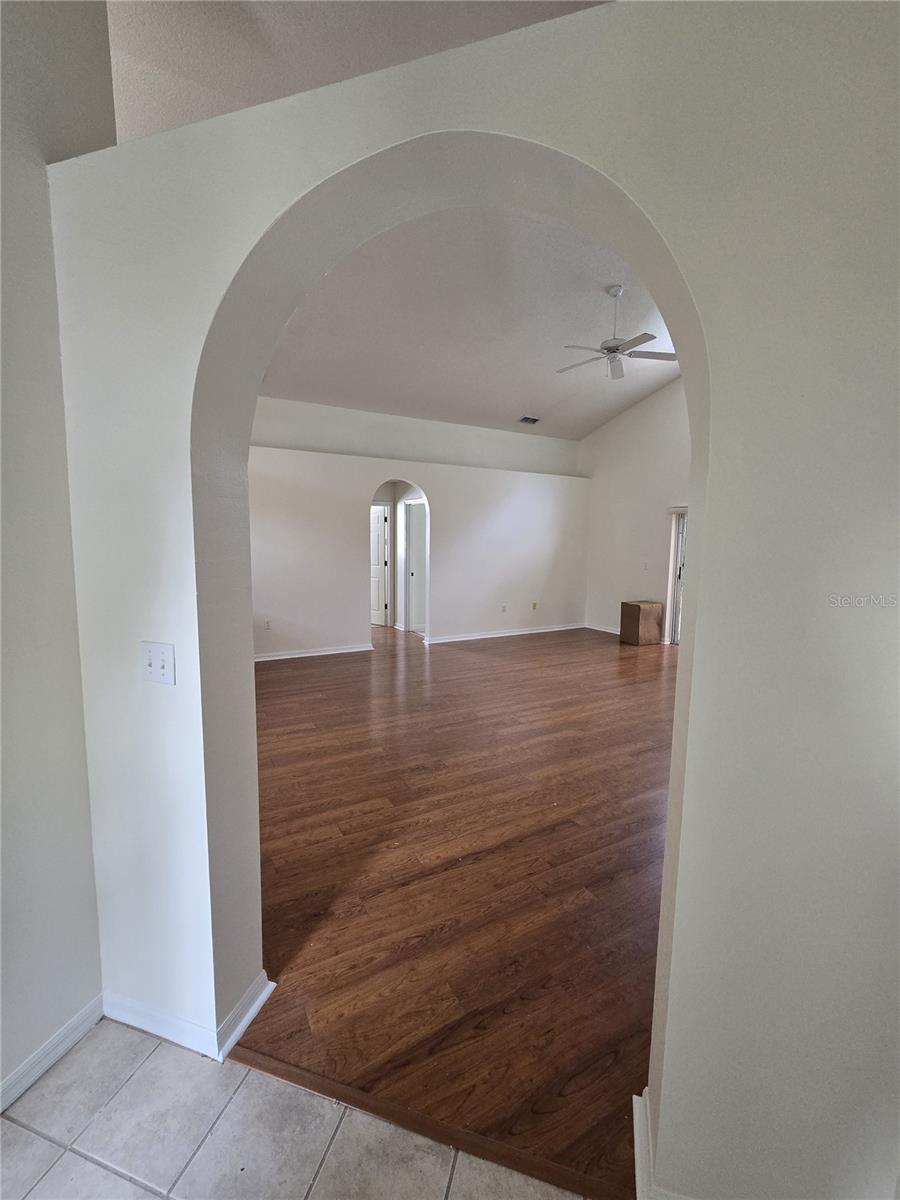 3127 VALLEY VISTA CIR, LAKELAND, FL — photo 3