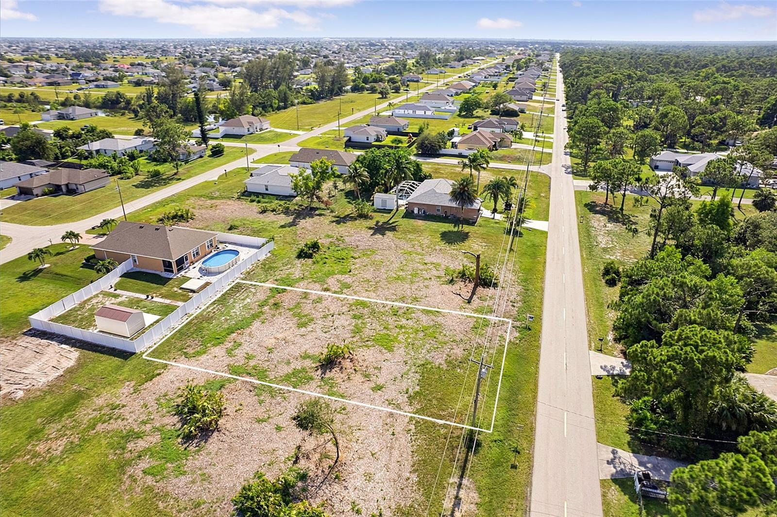 614 JACARANDA PKWY E, CAPE CORAL, FL — photo 2
