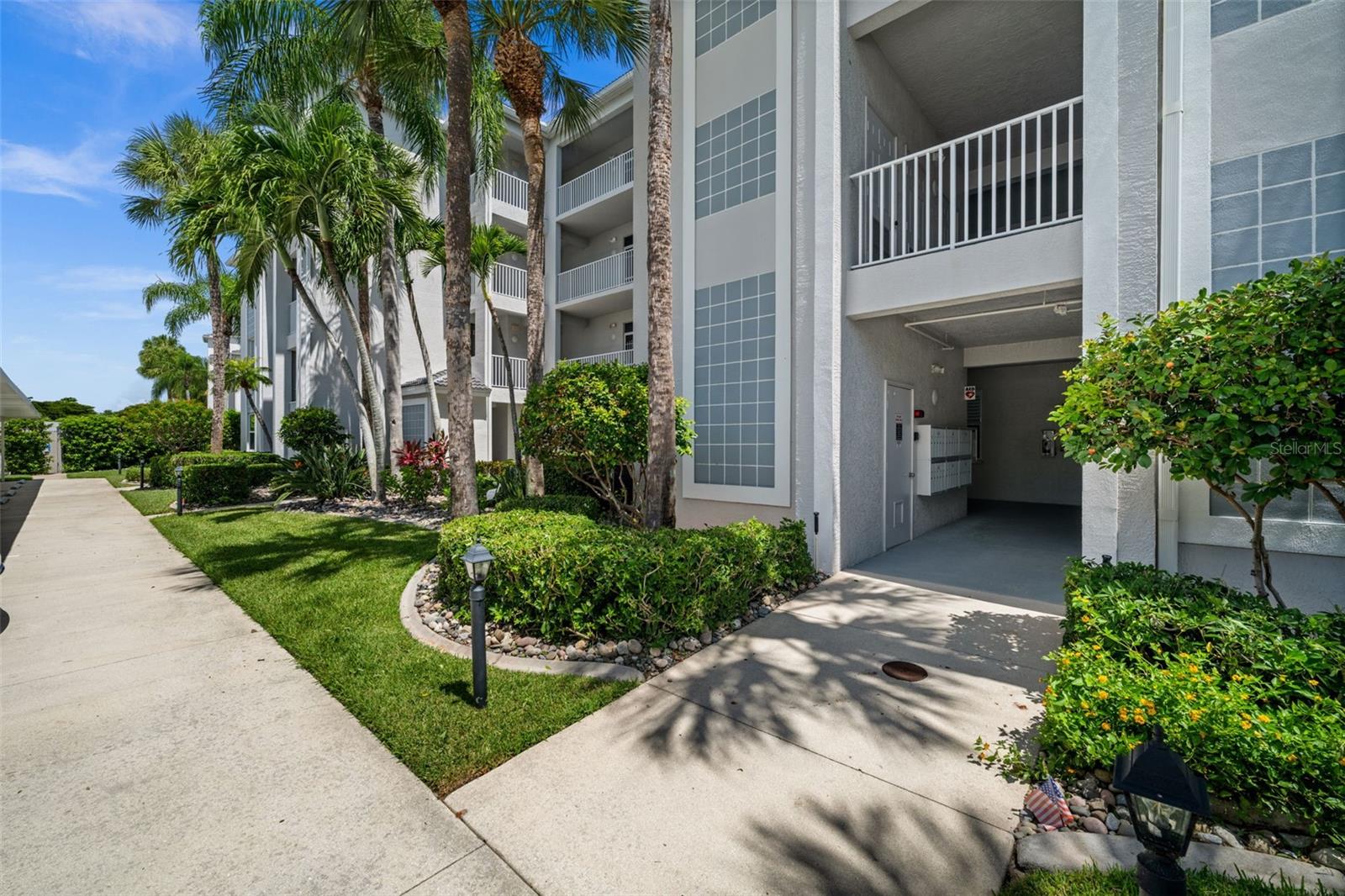 10460 WASHINGTONIA PALM WAY #1342, FORT MYERS, FL — photo 3