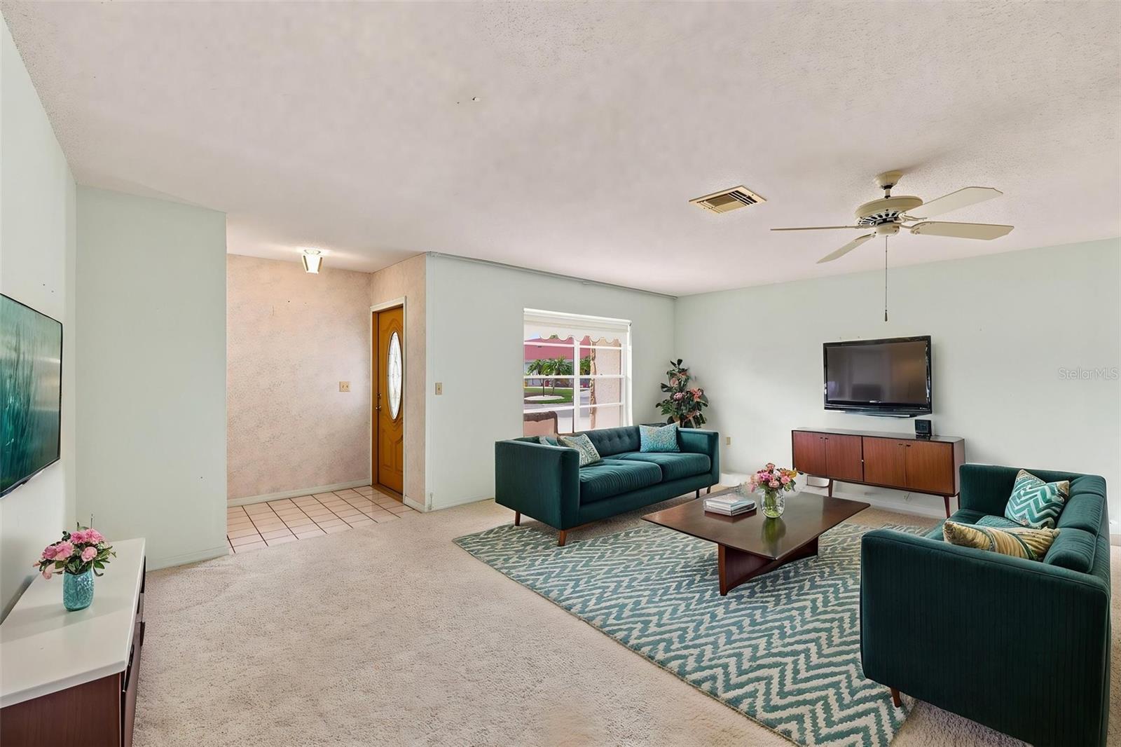 127 WINTERSONG LN, SUN CITY CENTER, FL — photo 4