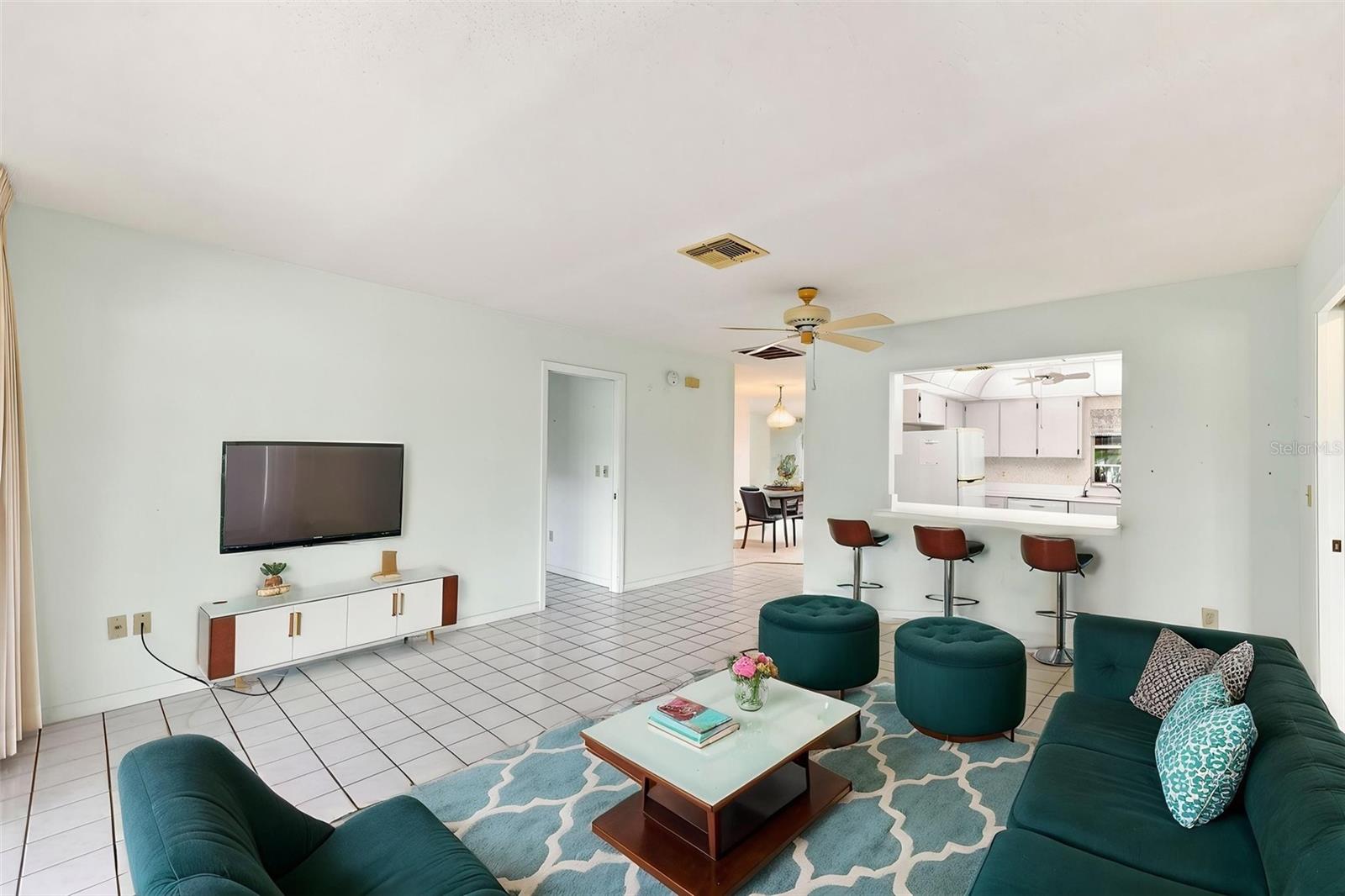 127 WINTERSONG LN, SUN CITY CENTER, FL — photo 9