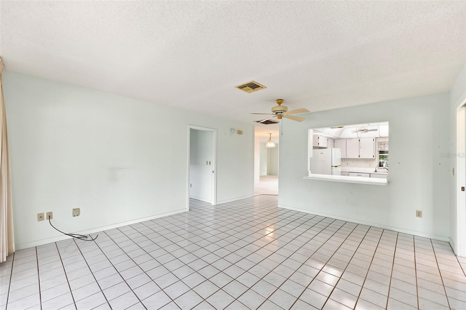 127 WINTERSONG LN, SUN CITY CENTER, FL — photo 15