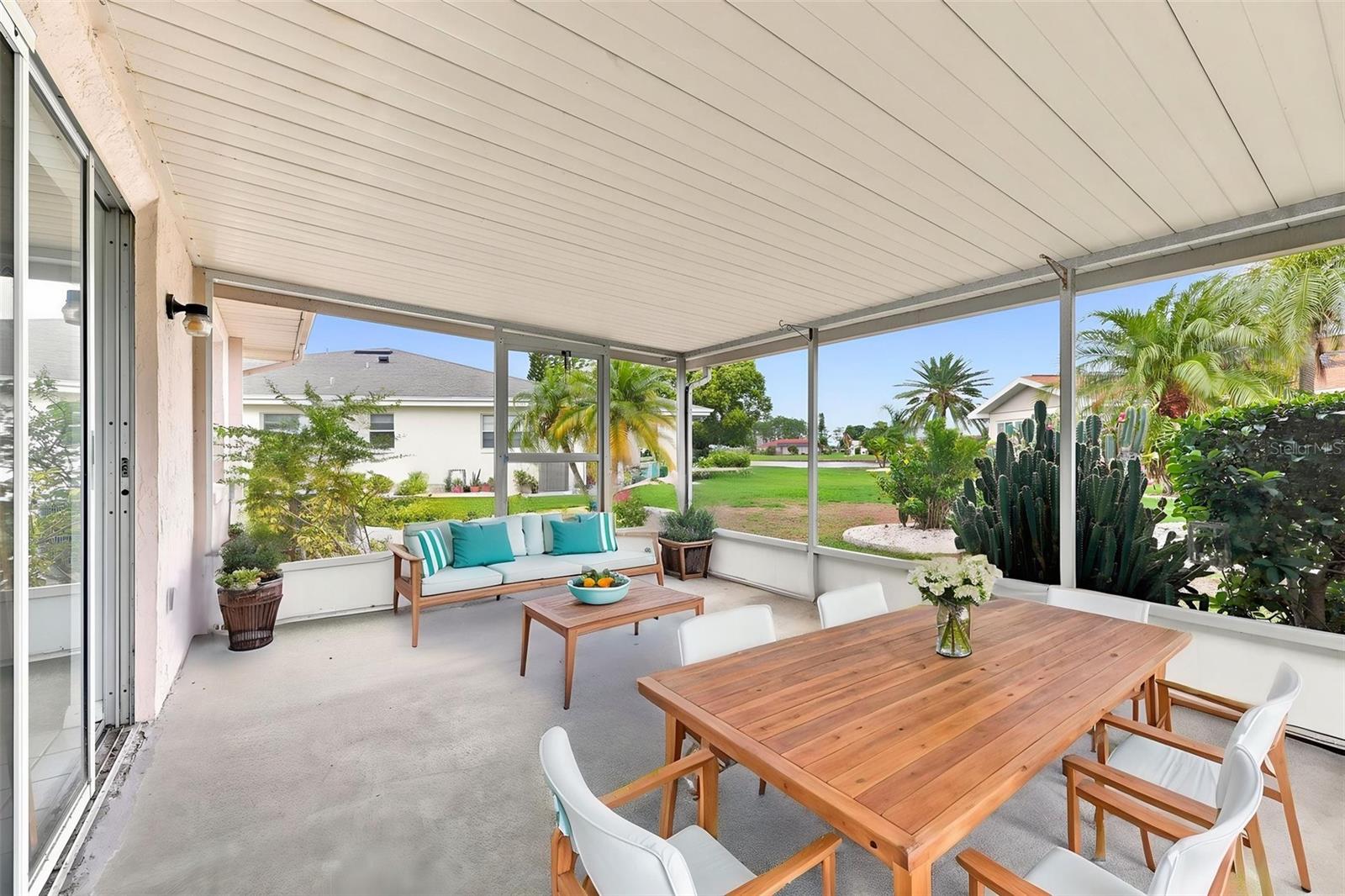 127 WINTERSONG LN, SUN CITY CENTER, FL — photo 26