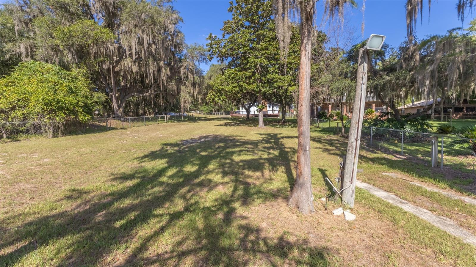 8443 LILLY LAKE RD, MELROSE, FL — photo 51